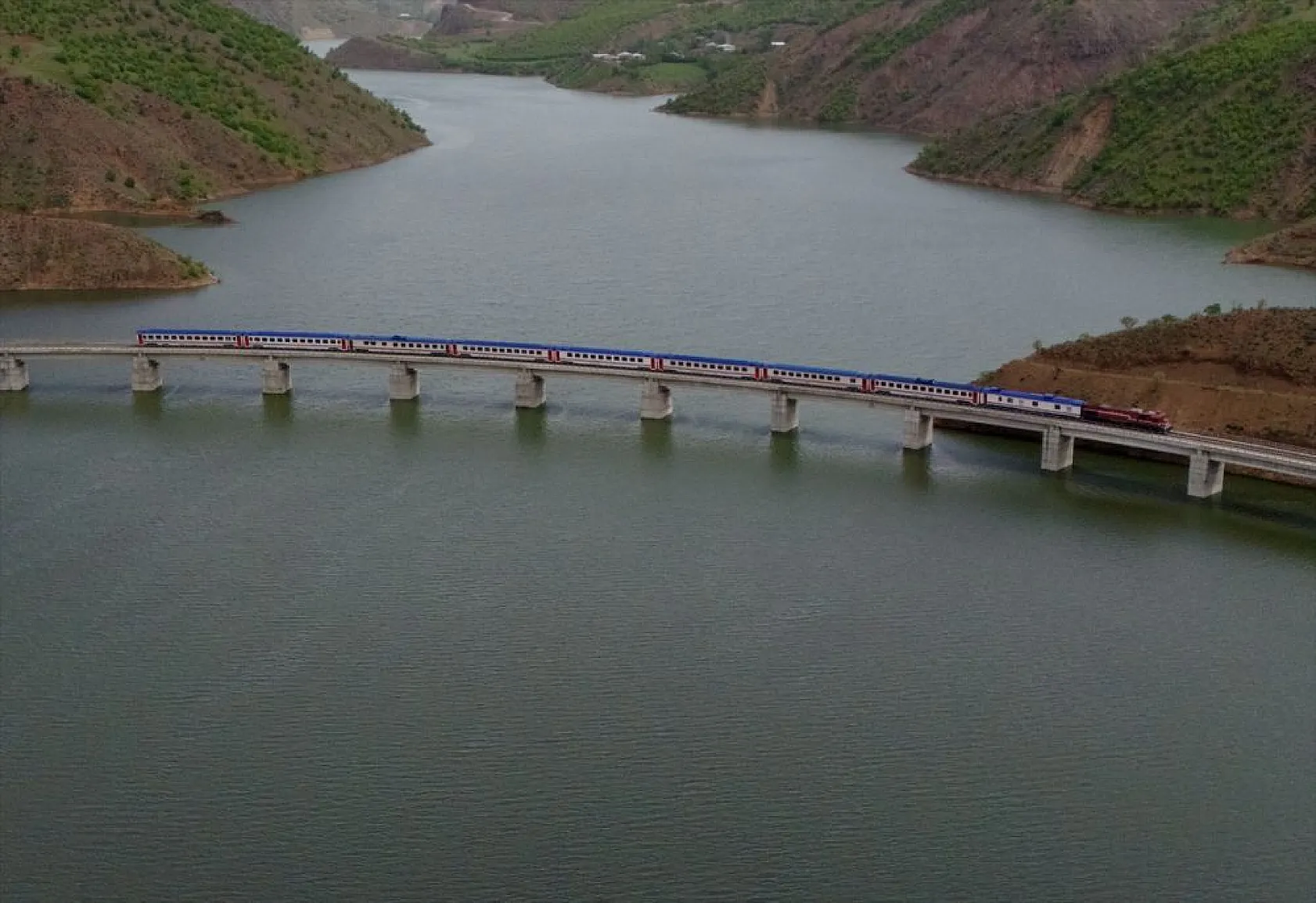Fotoğraf tutkunlarının gözdesi: Vangölü Ekspresi