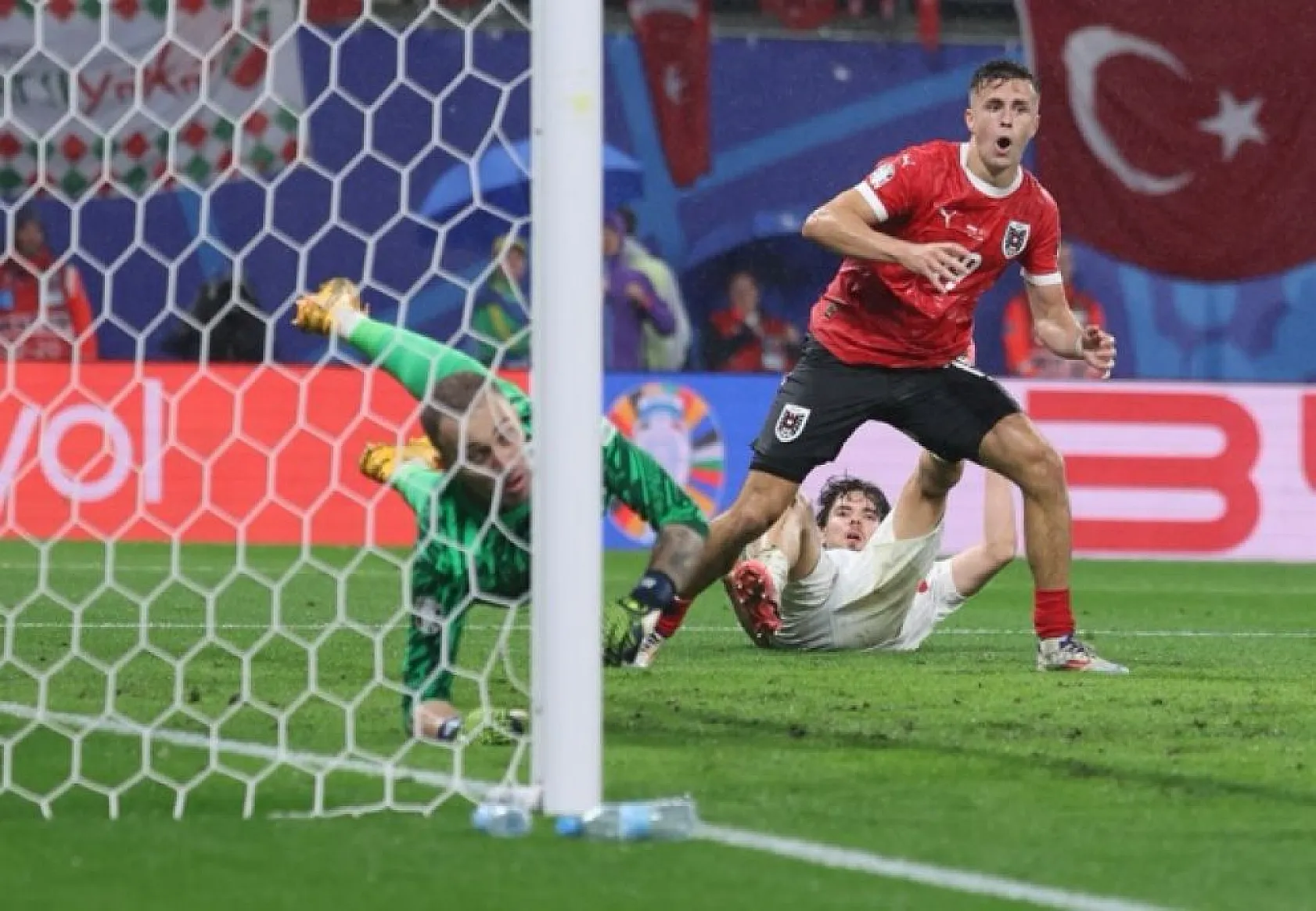 Türkiye çeyrek finalde