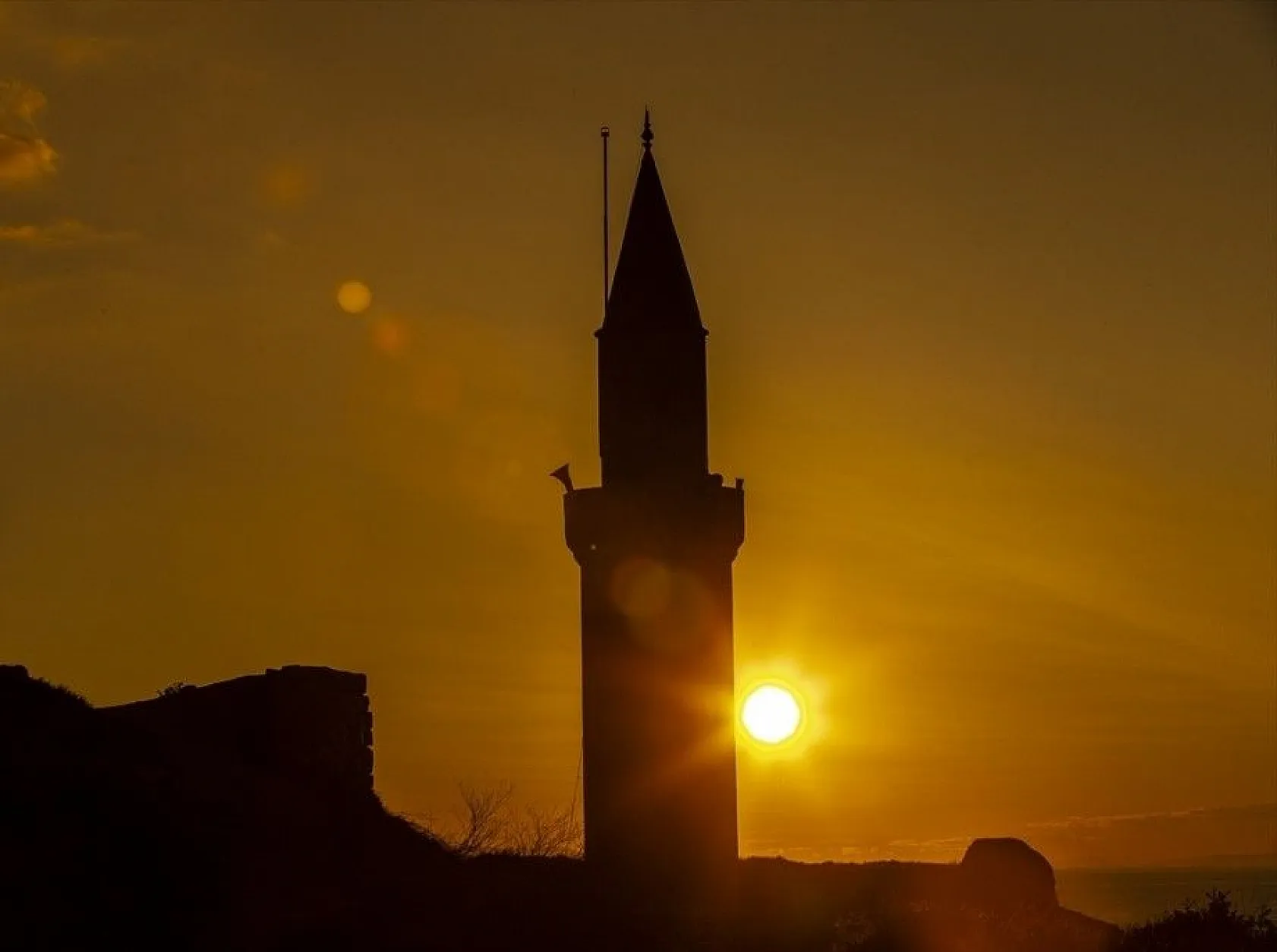 Van Kalesi'nde gün batımı