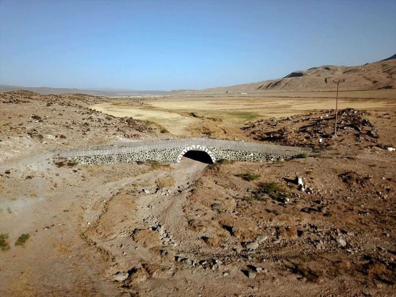 Tarihi Alaca Köprü yıllara meydan okuyor