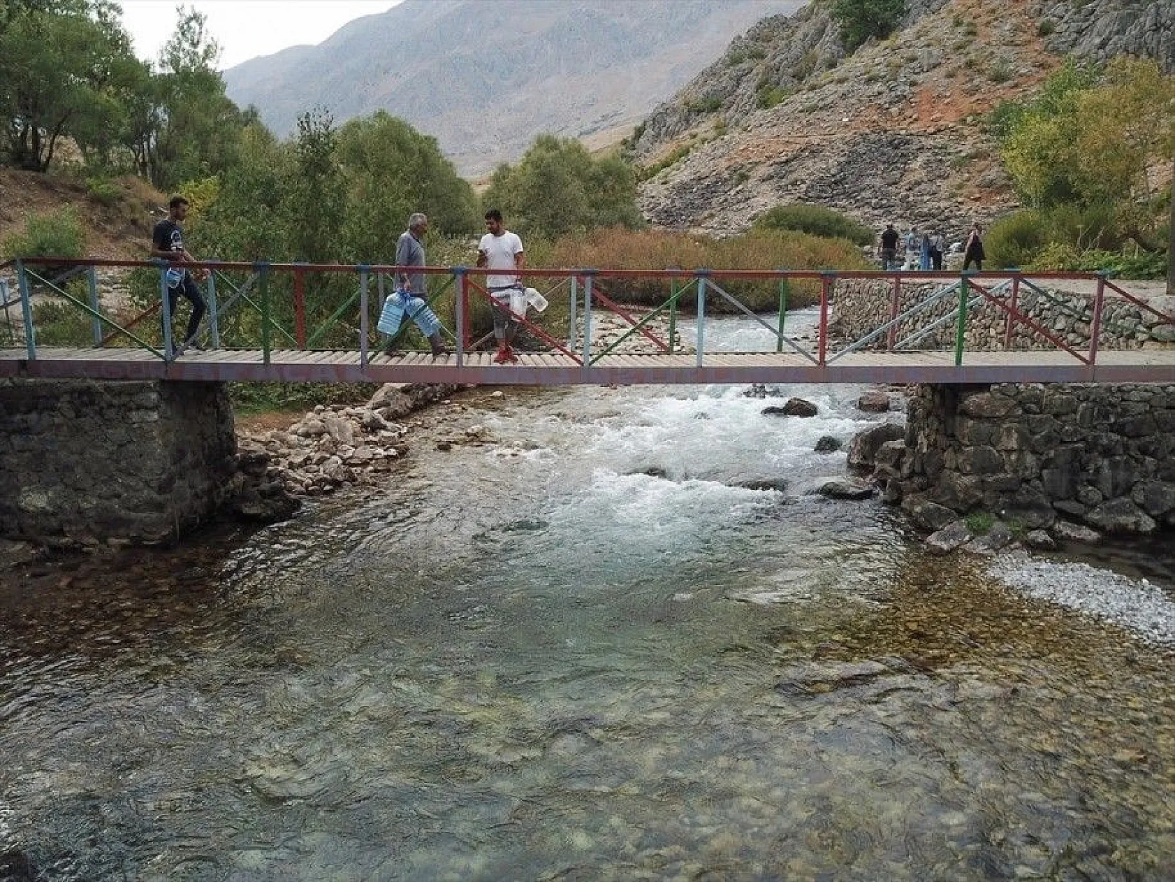 'Munzur Gözeleri' turistlerin gözdesi oldu