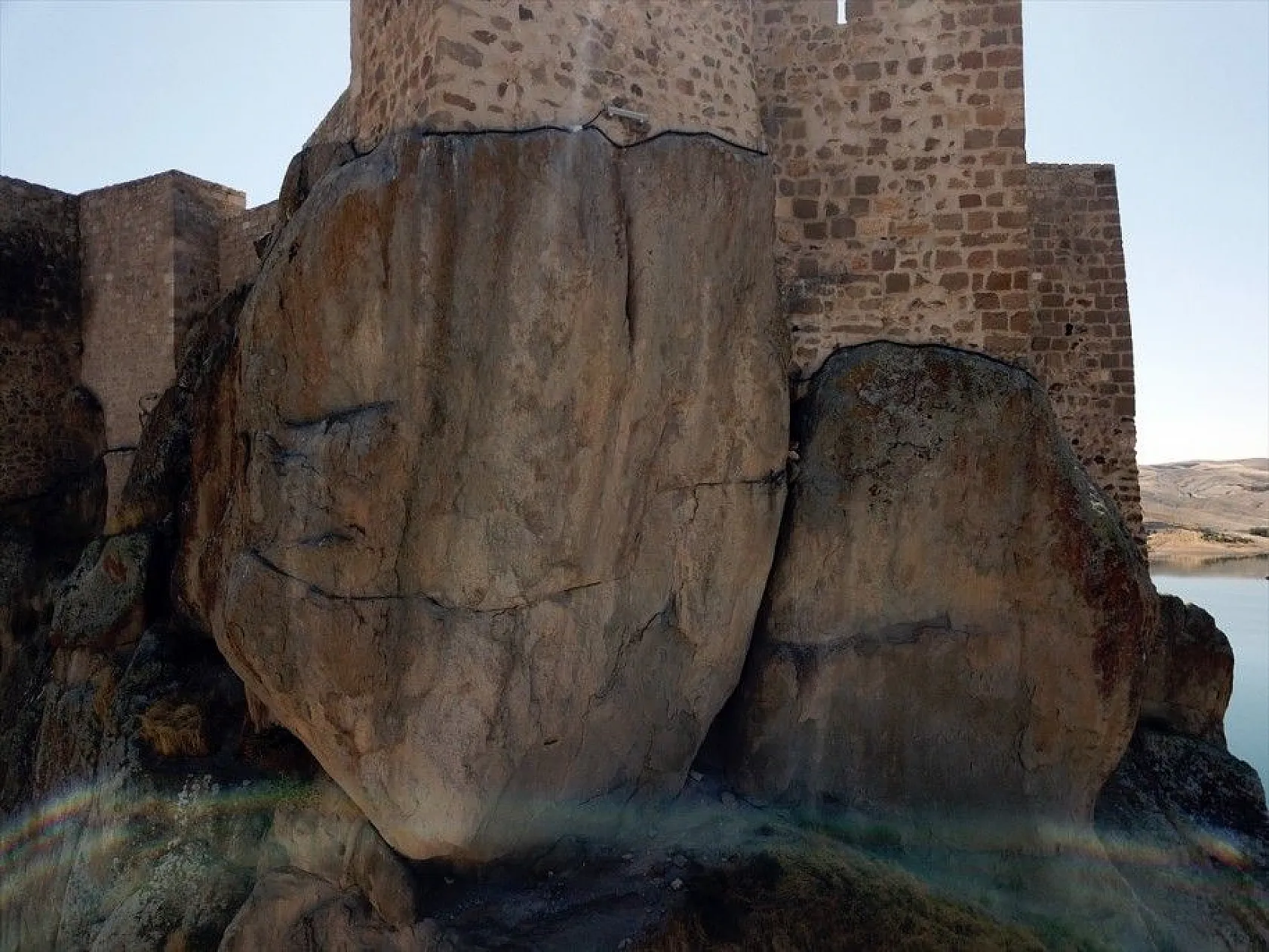 Tarihi Pertek Kalesi turistlerin uğrak yeri olacak