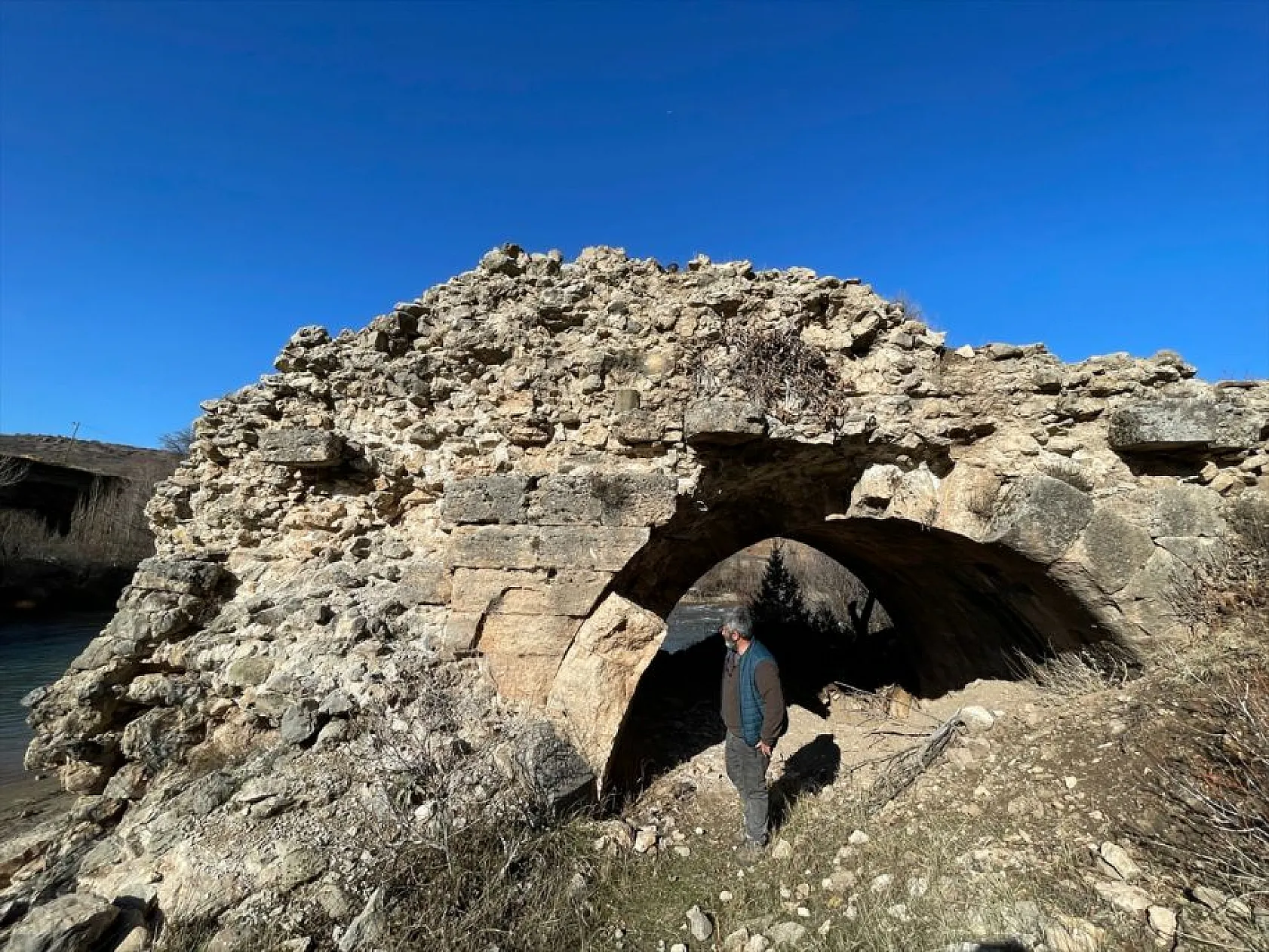 Taş kemerli köprü koruma altına alınacak