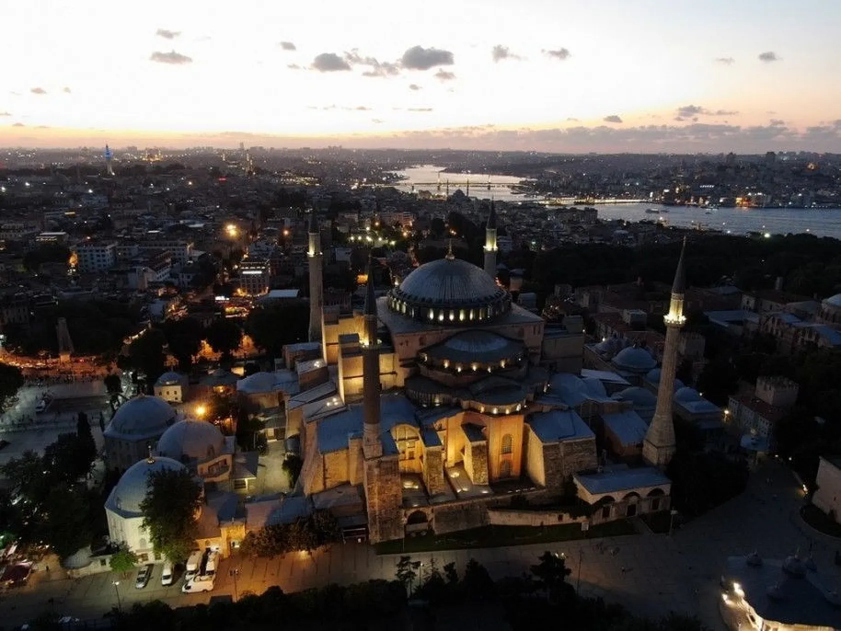 Kurban Bayramı'nın son gününde vatandaşlar Ayasofya'ya akın etti