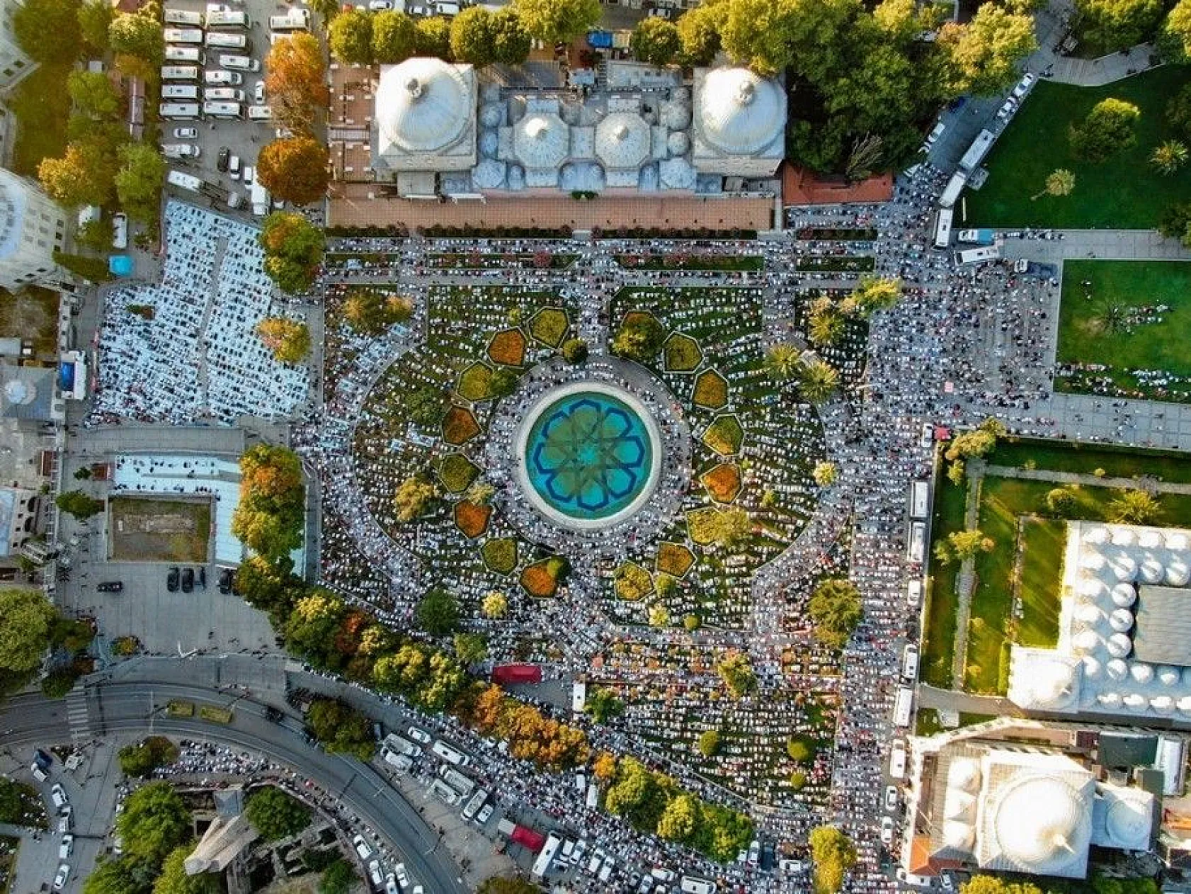 Kurban Bayramı'nın son gününde vatandaşlar Ayasofya'ya akın etti