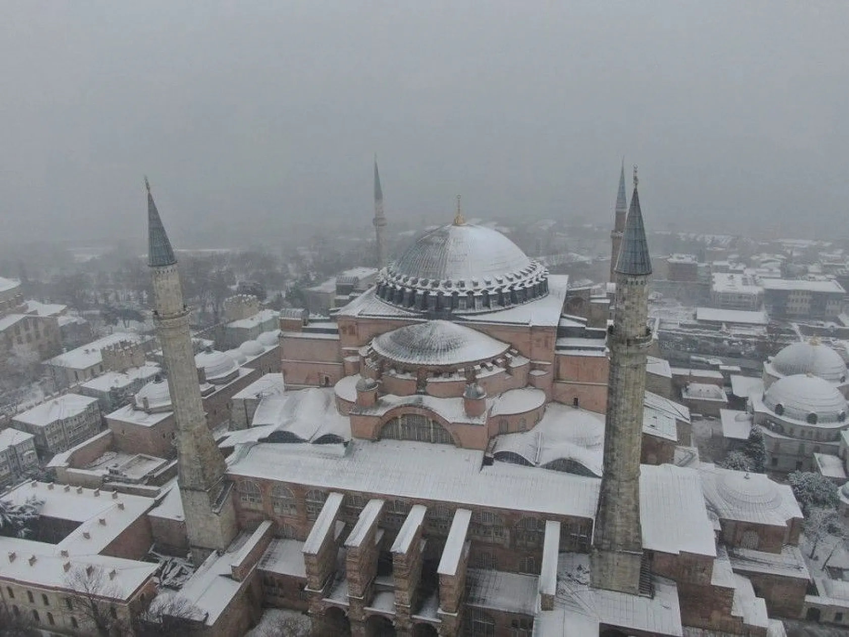 İstanbul'dan muhteşem kar manzaraları