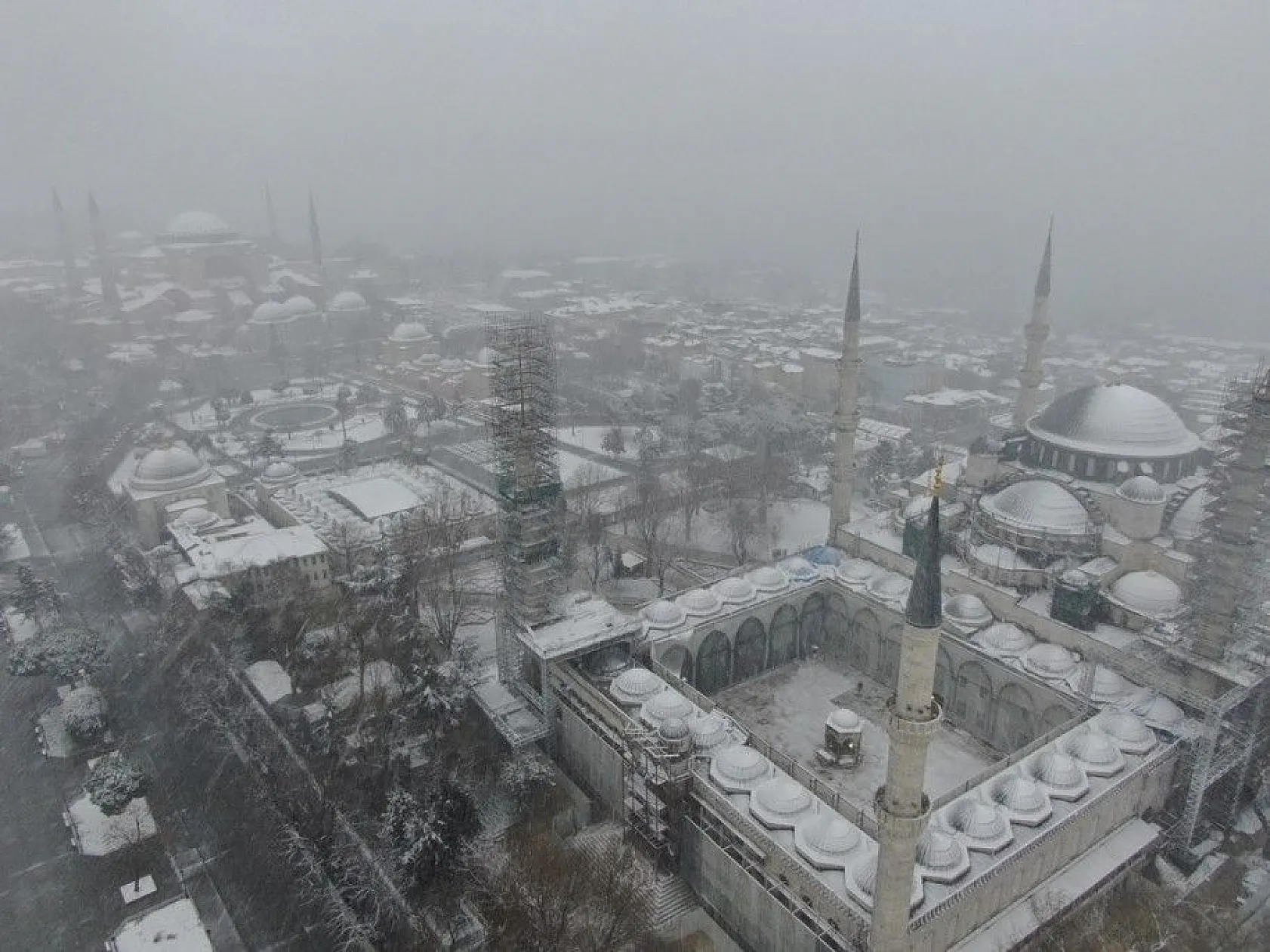 İstanbul'dan muhteşem kar manzaraları