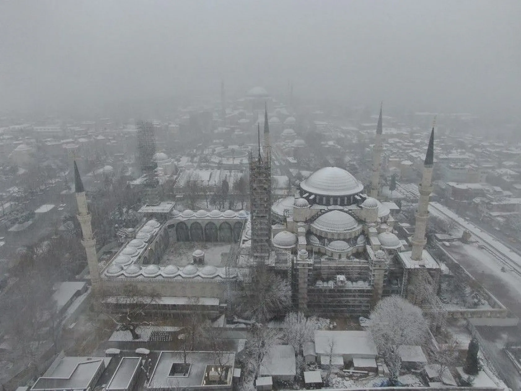 İstanbul'dan muhteşem kar manzaraları
