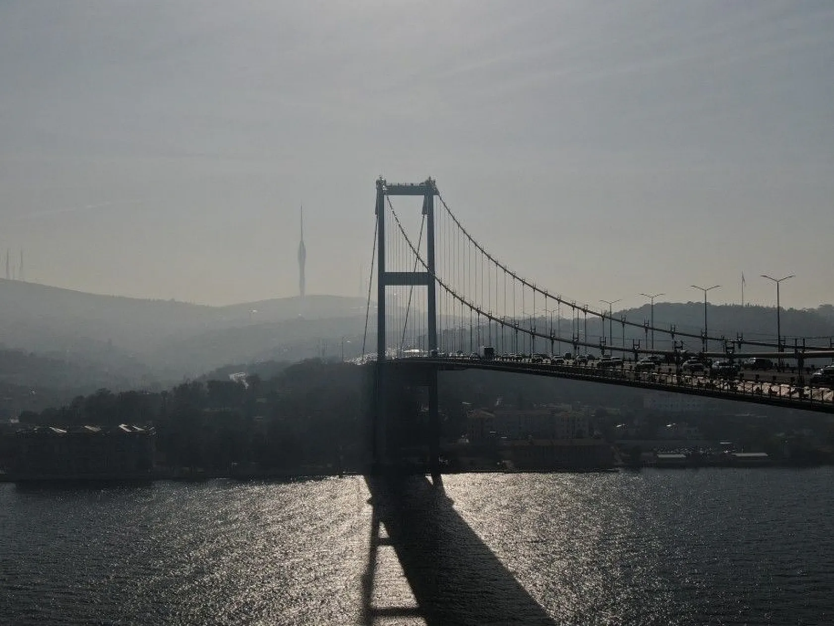 Sis altındaki İstanbul havadan görüntülendi