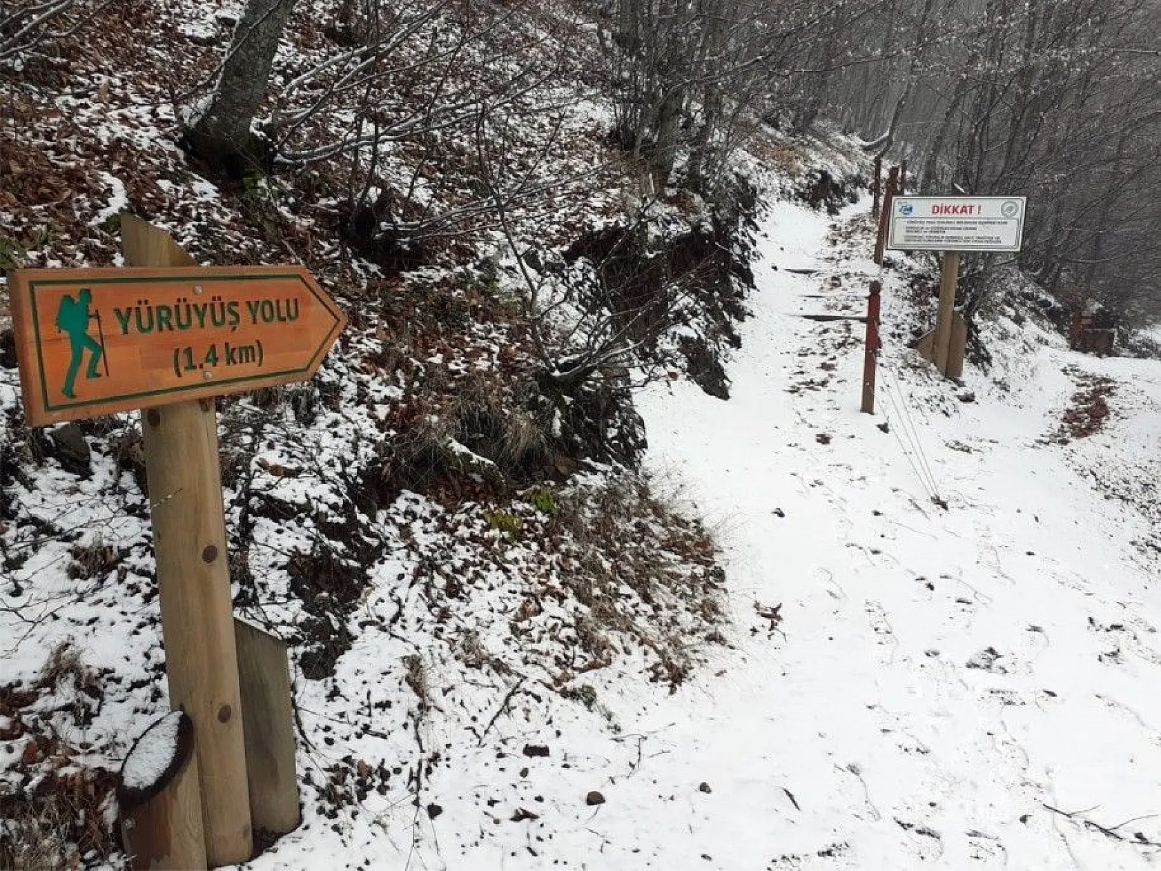 Boraboy Gölü'nde kar güzelliği