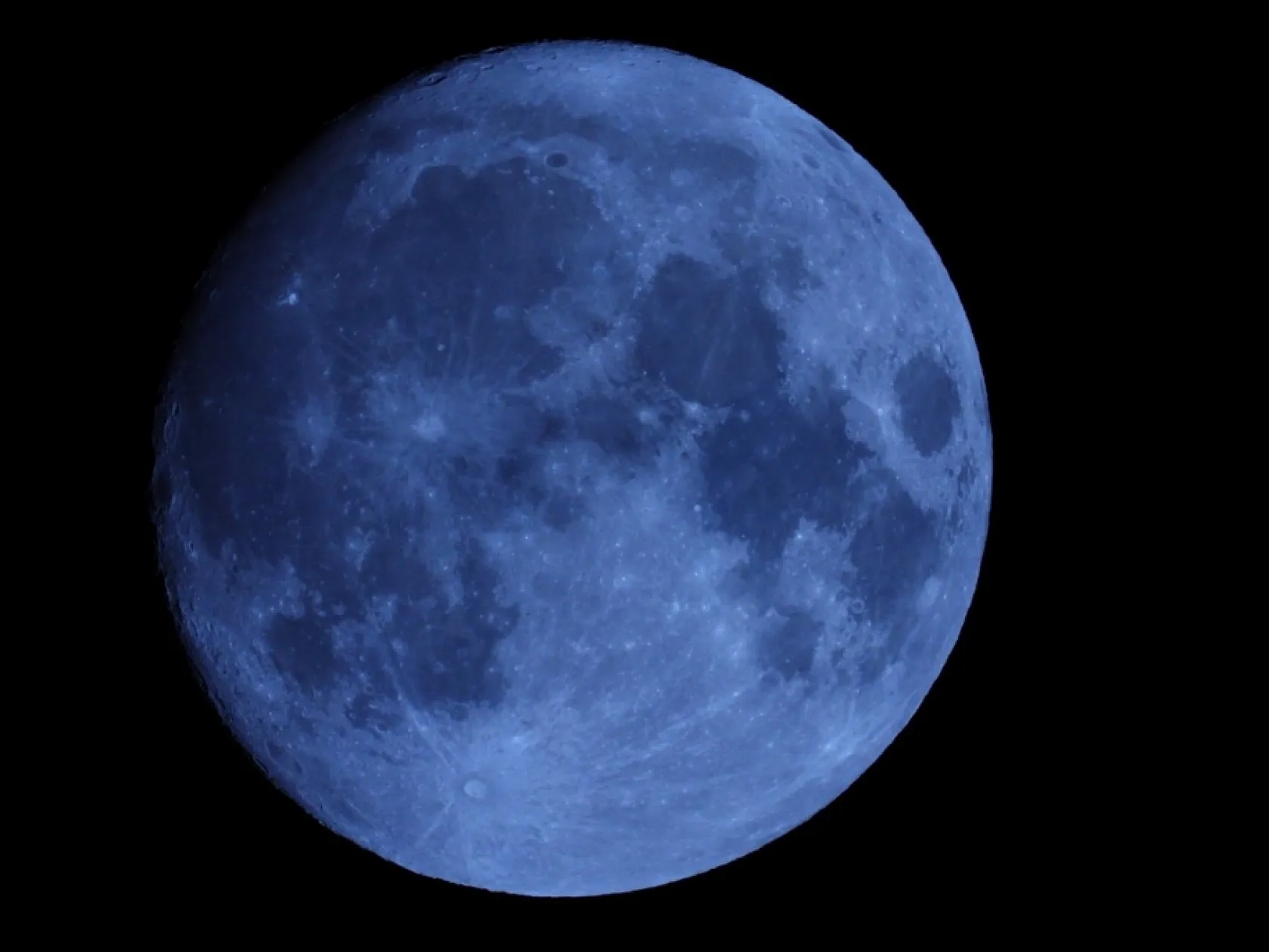 Mavi Ay böyle görüntülendi