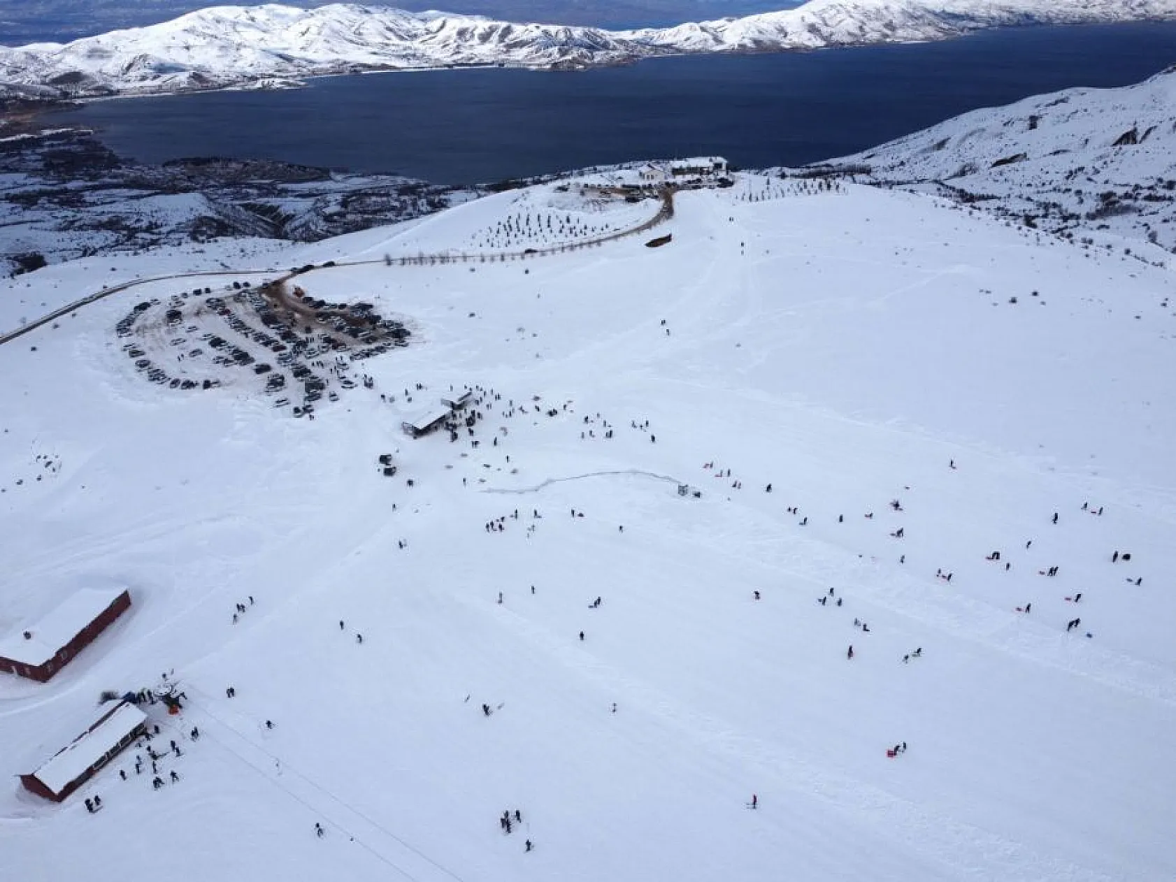 Kış turizminin gözdesi: Hazarbaba Kayak Merkezi