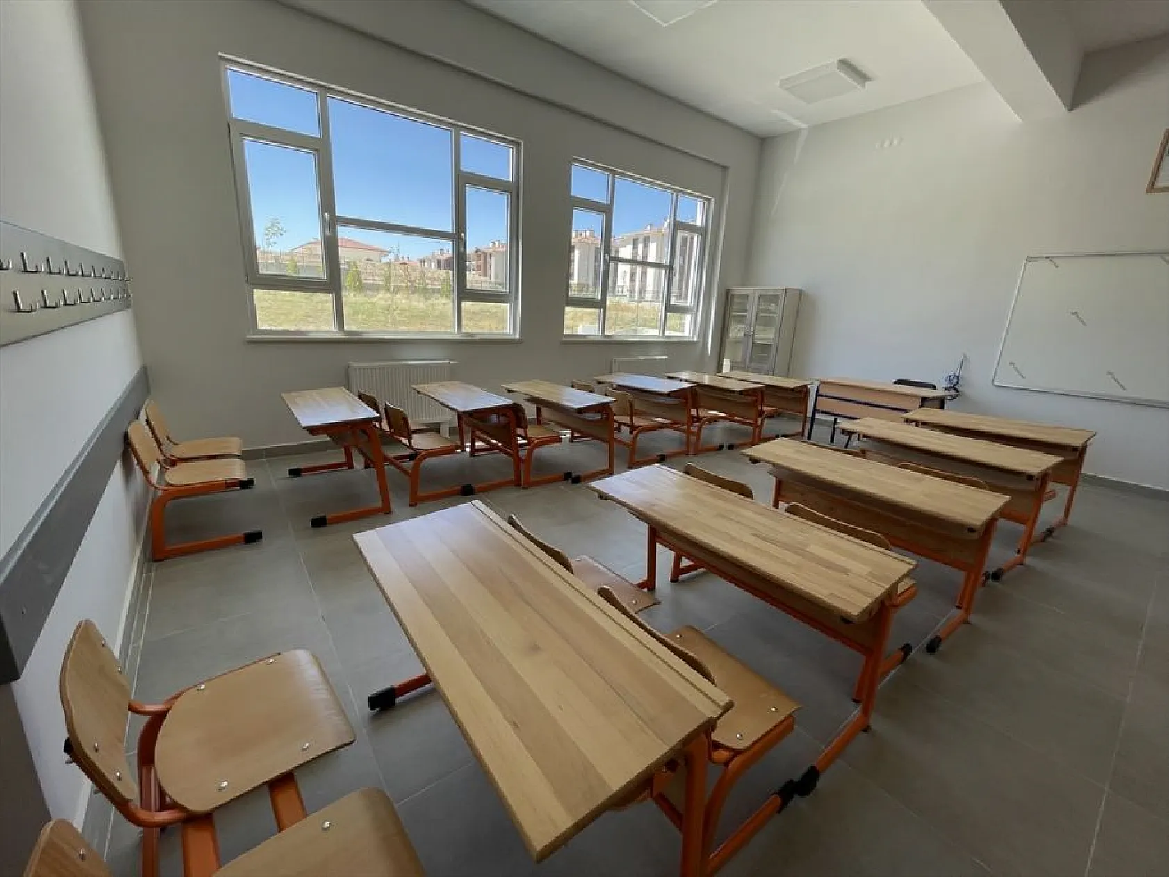 Elazığ'ın farklı noktalarında modern okullar yükseliyor