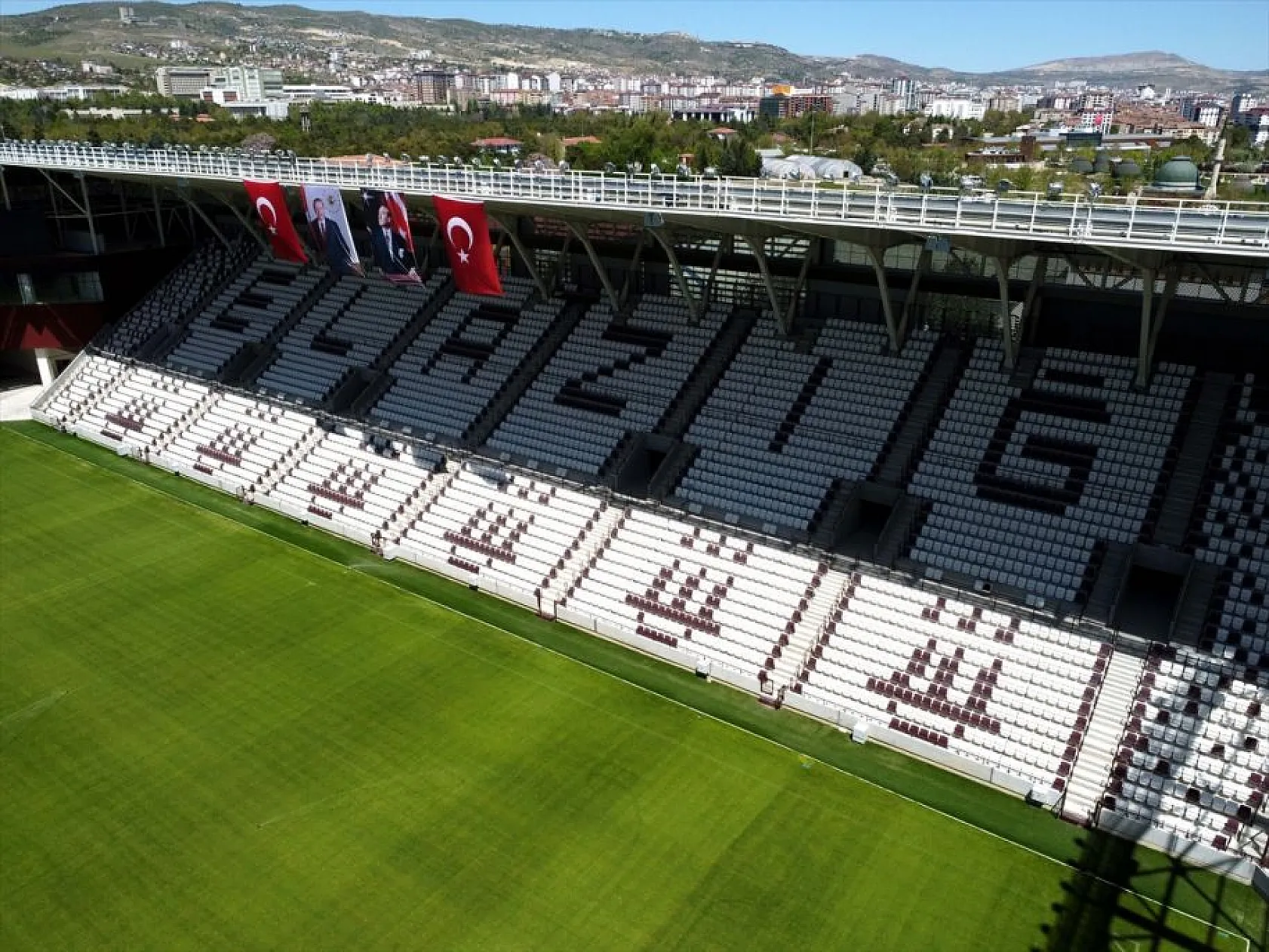 Elazığ'ın modern stadında yarın ilk düdük çalacak