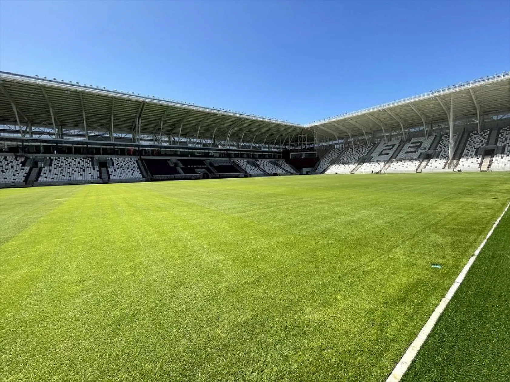 Elazığ'ın modern stadında yarın ilk düdük çalacak