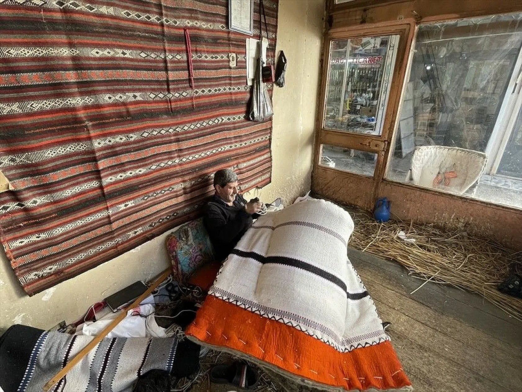 Elazığ'ın son palancısı dede yadigarı mesleğini 43 yıldır sürdürüyor