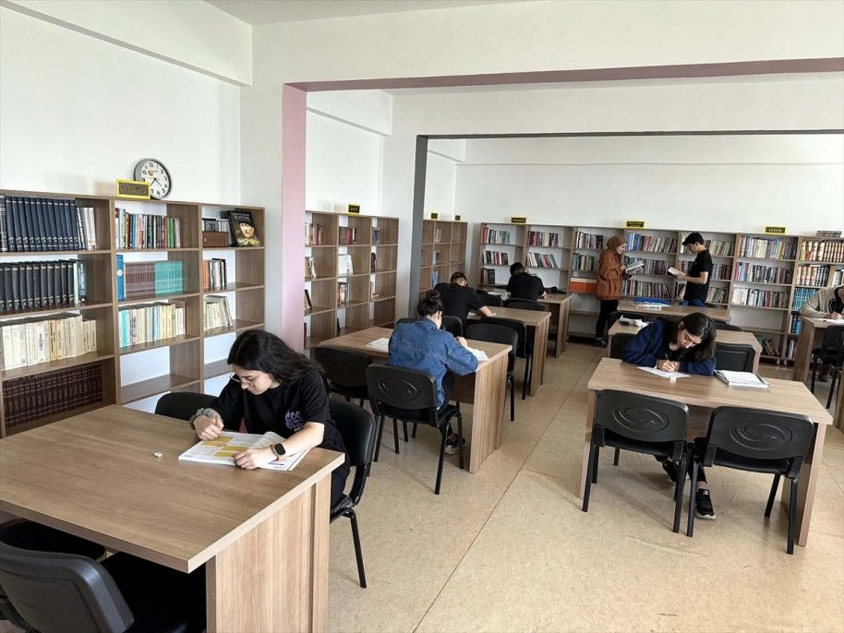 Elazığ'da kitap sevgisi yayılıyor