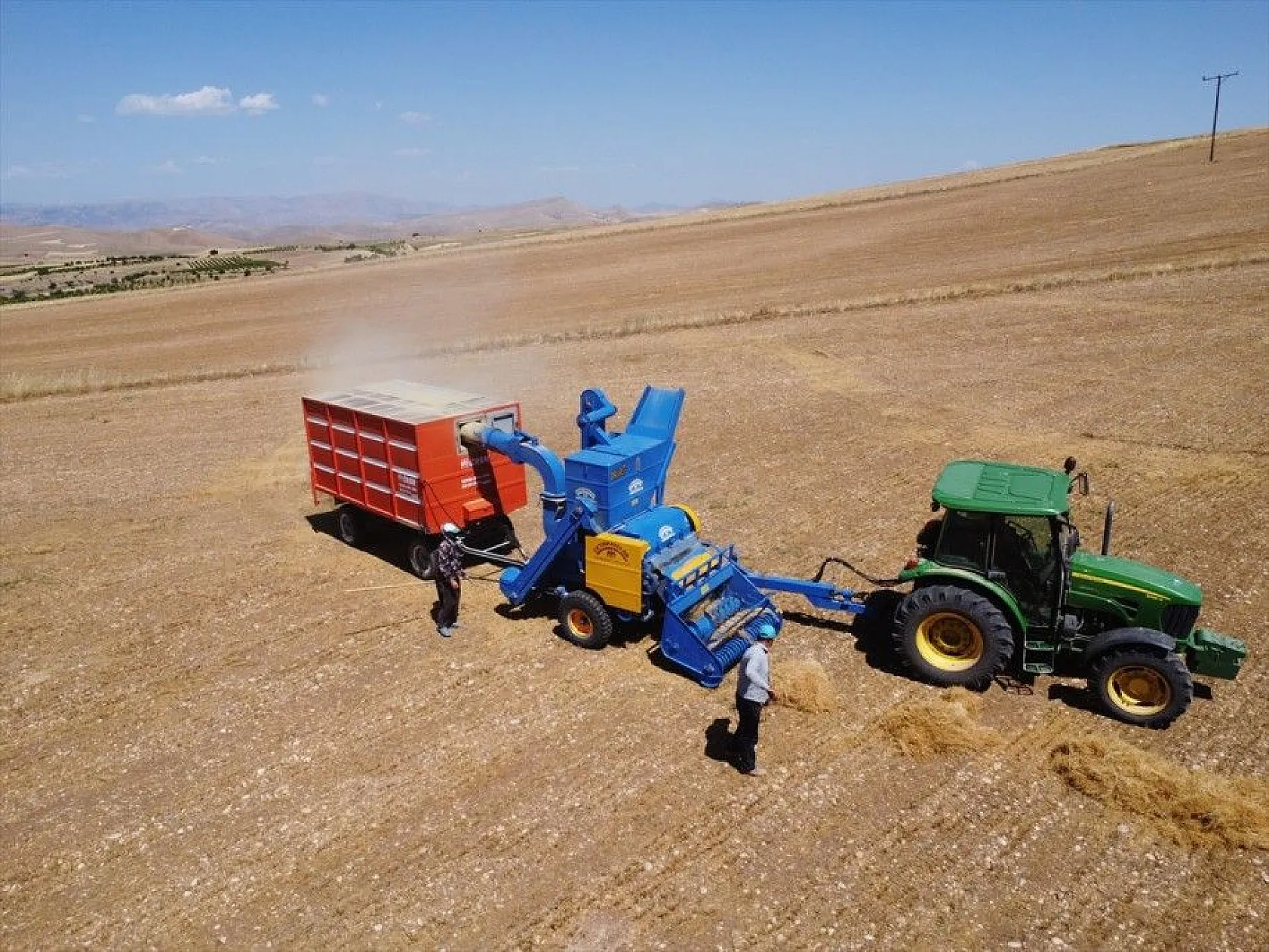 Elazığ'da kimyasal gübre yerine bakteri kullanan üreticiler mercimekte verimi artırdı