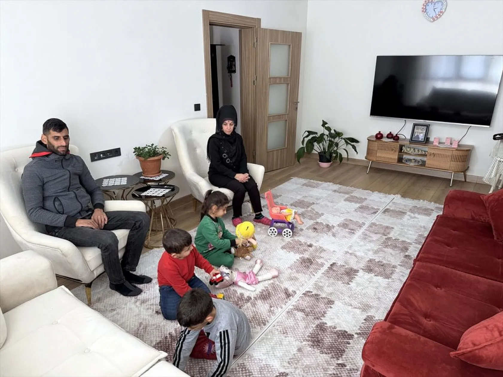 Depremzedeler yeni yuvalarında