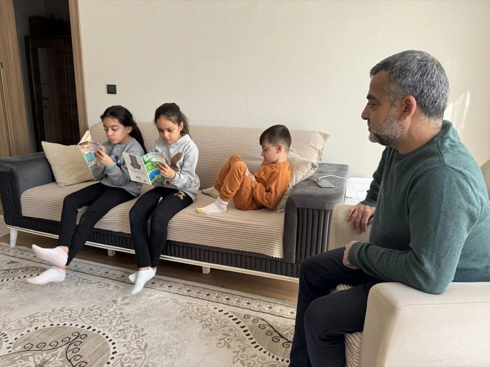 Depremzedeler yeni yuvalarında