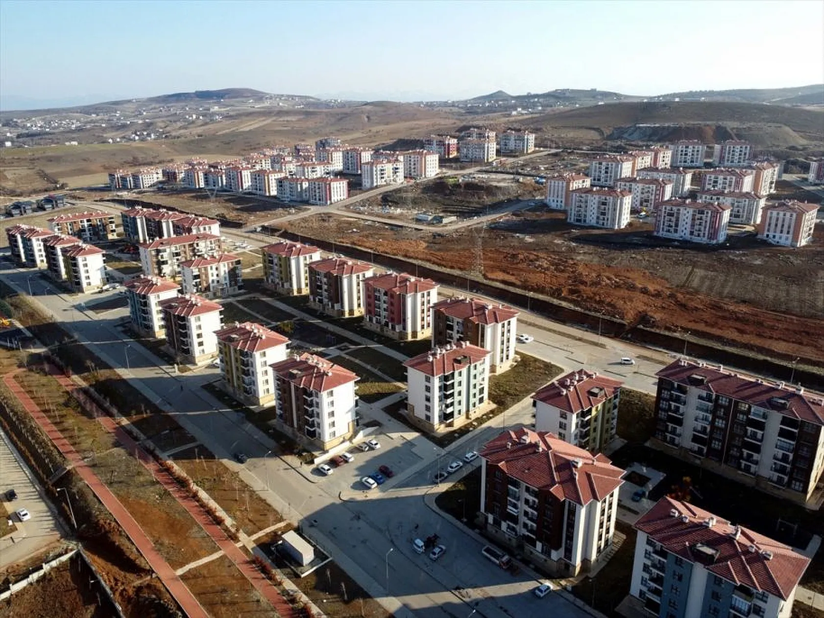 Depremzedeler yeni yuvalarında