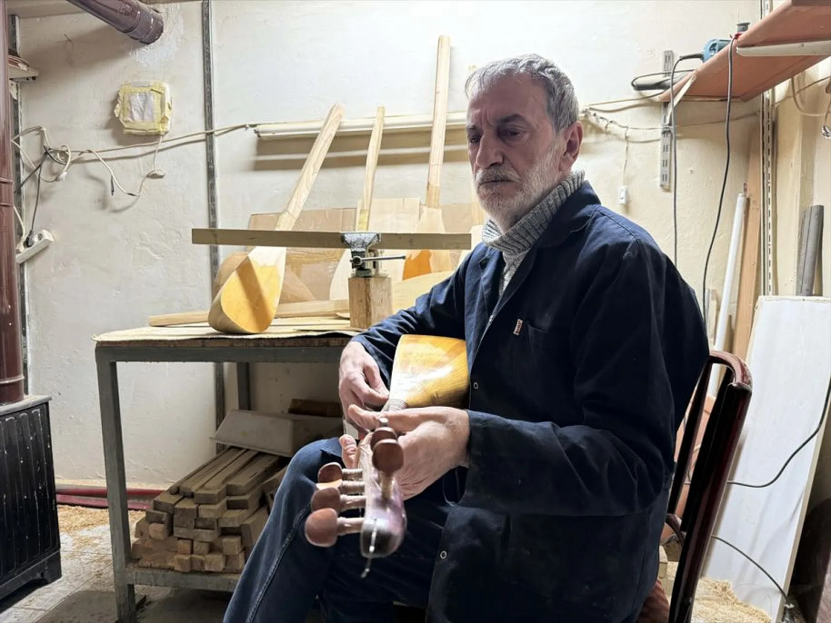 Elazığ'da bağlamaya adanmış bir ömür