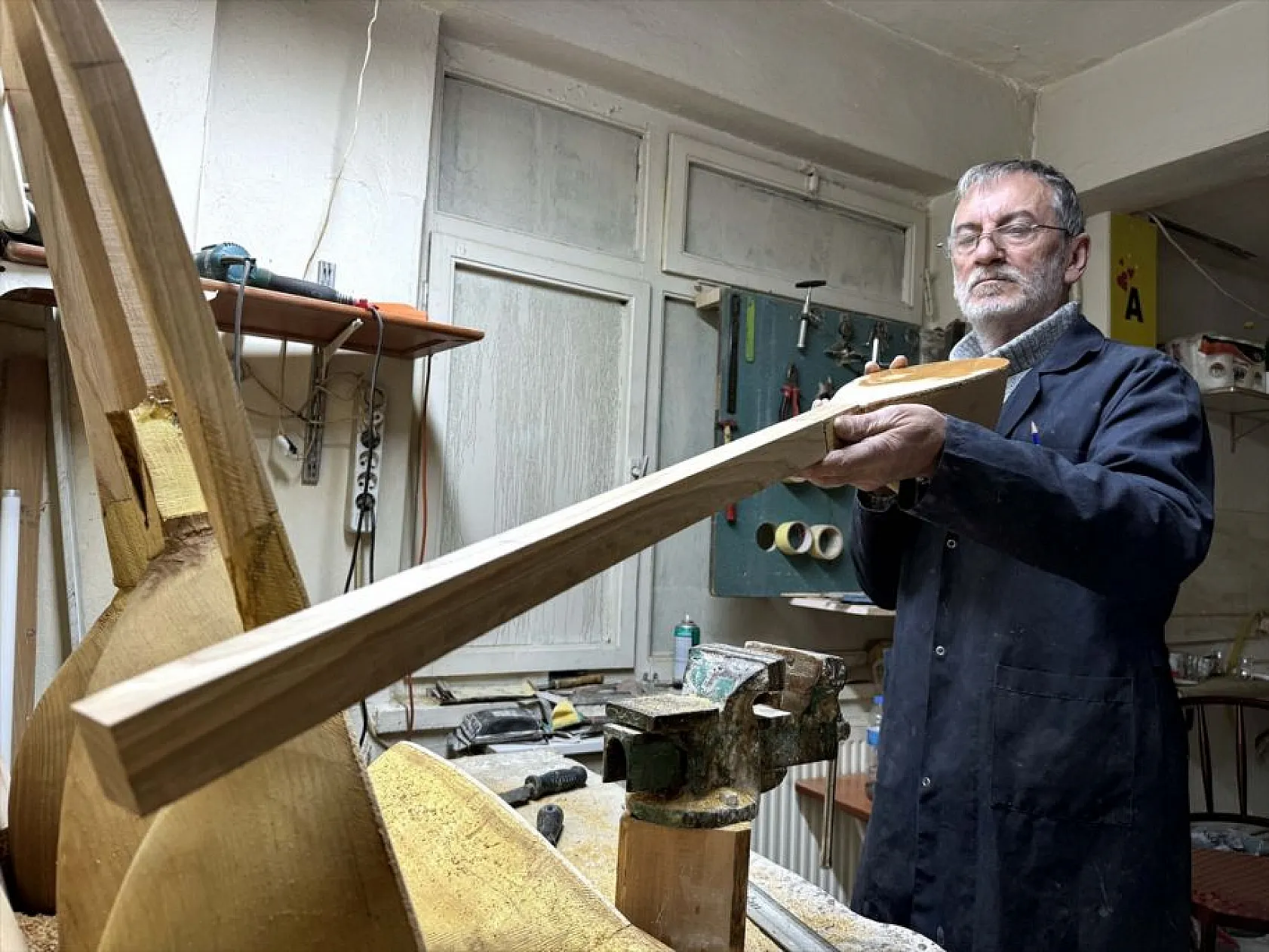 Elazığ'da bağlamaya adanmış bir ömür