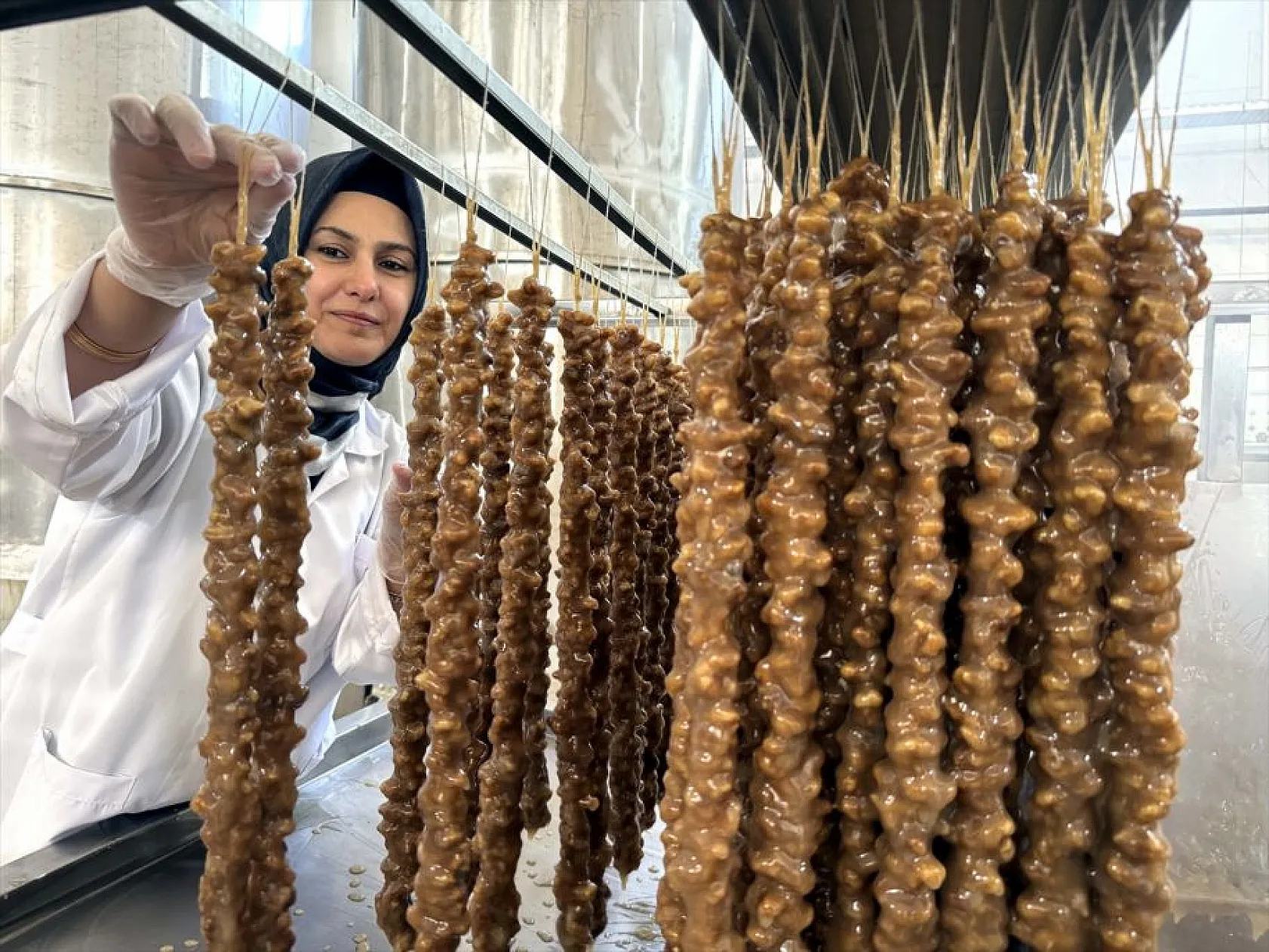 Gelin geldi, eşinin işini büyüttü