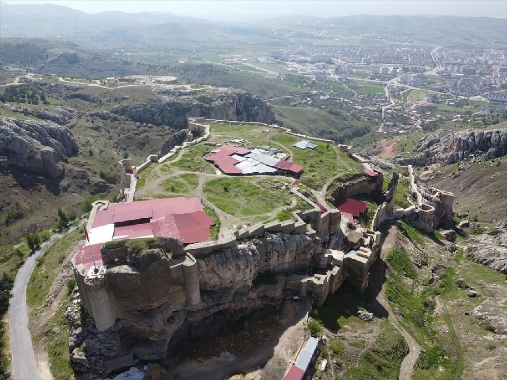 Harput Kalesi'nde 2025 yılı kazı sezonu başladı