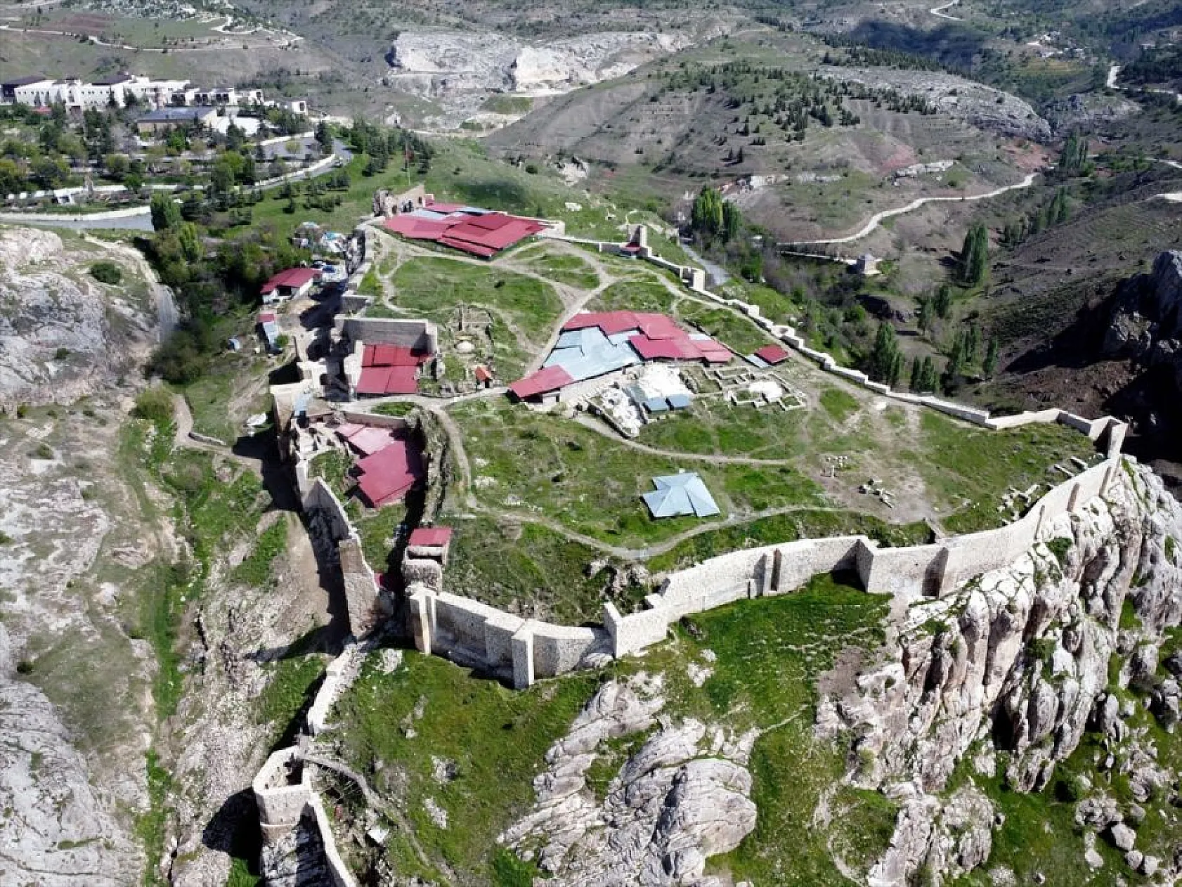 Harput Kalesi'nde 2025 yılı kazı sezonu başladı