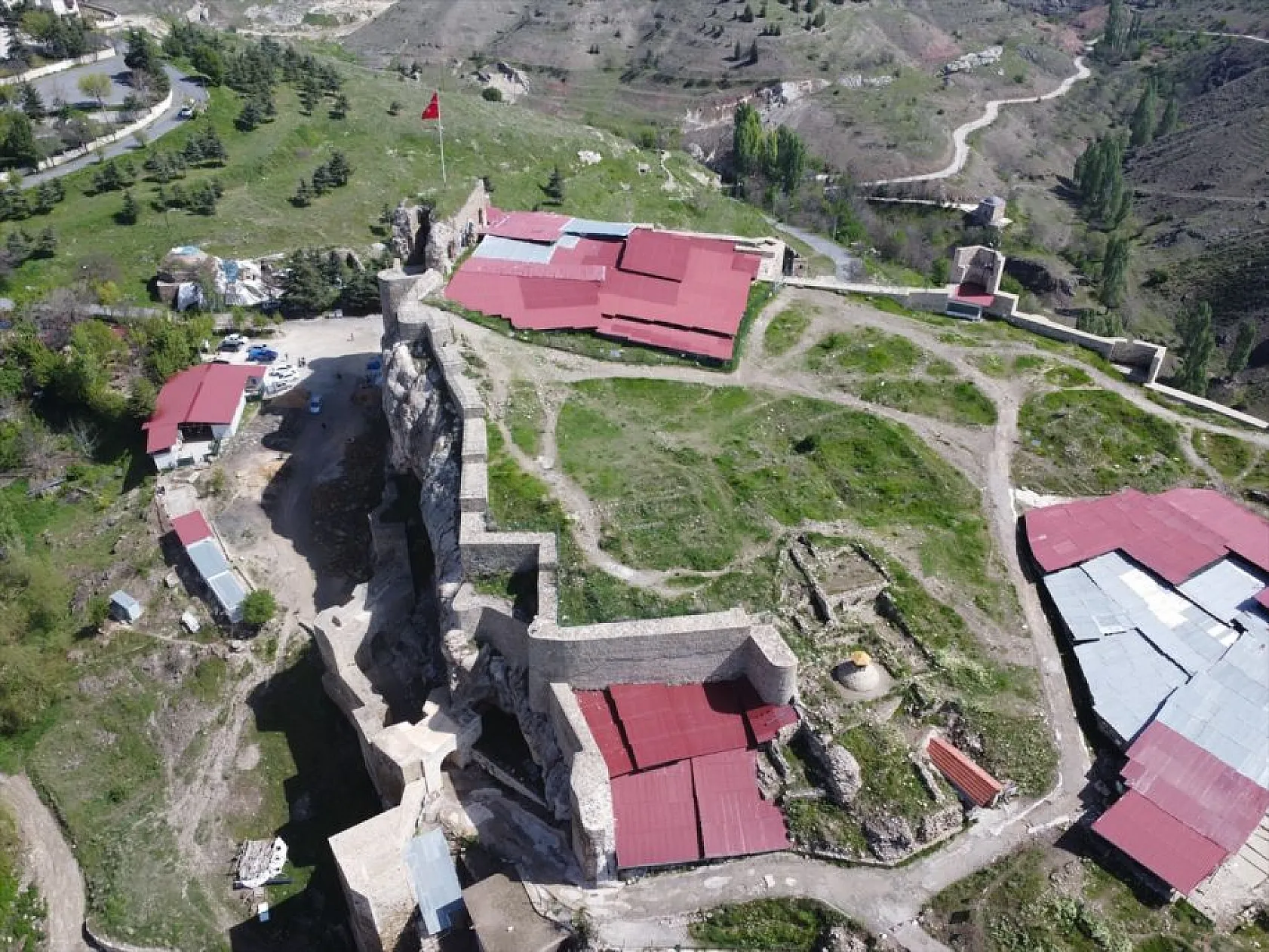 Harput Kalesi'nde 2025 yılı kazı sezonu başladı