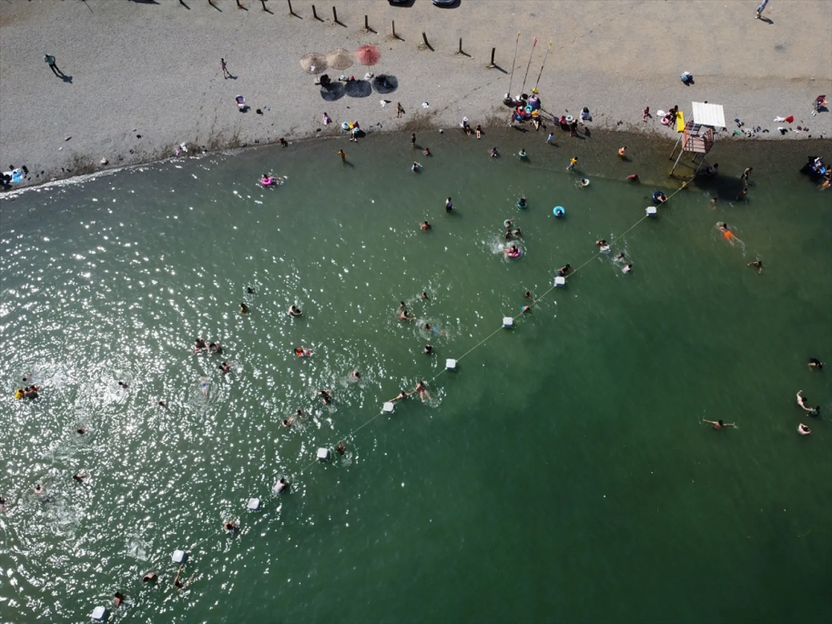 Elazığ'ın gizli cenneti Hazar Gölü tatilcileri büyülüyor