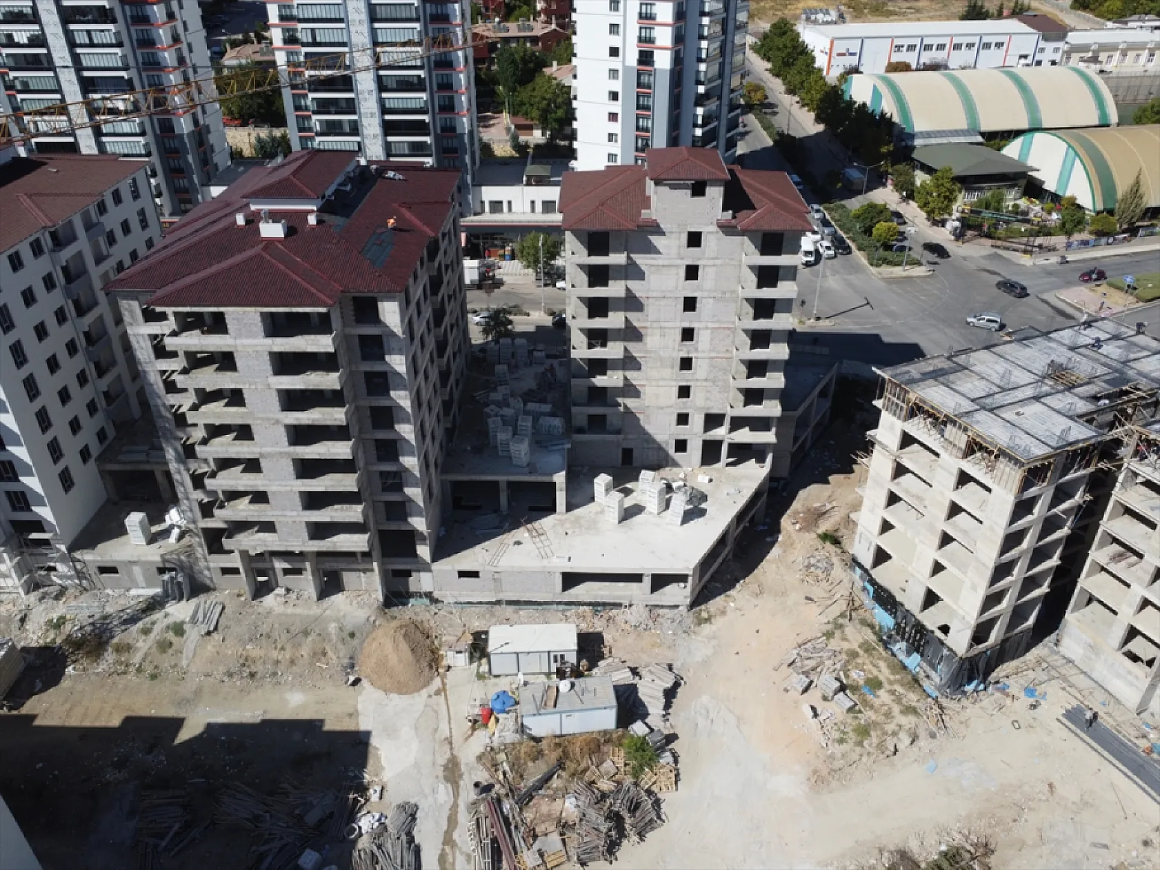 Elazığ'da 1216 aile yeni evine kavuştu