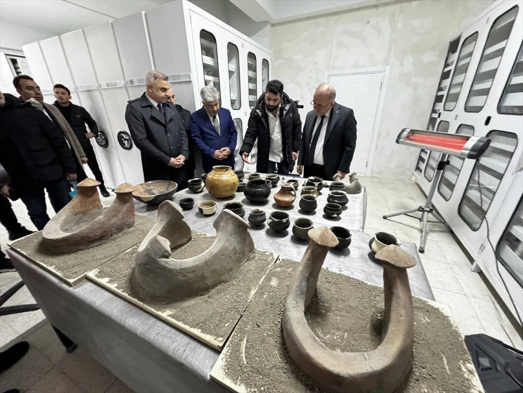 Elazığ'da 7 bin 500 yıllık eser gün yüzüne çıkarıldı