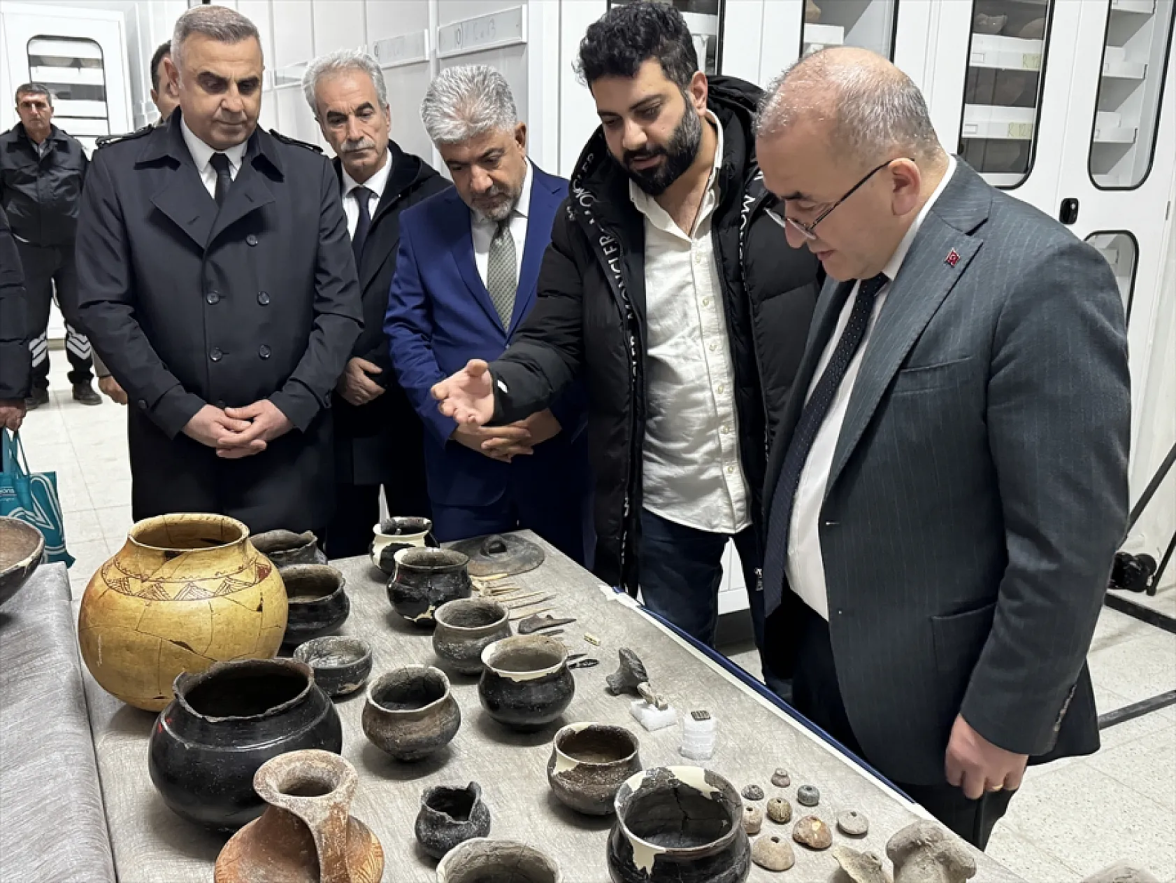 Elazığ'da 7 bin 500 yıllık eser gün yüzüne çıkarıldı