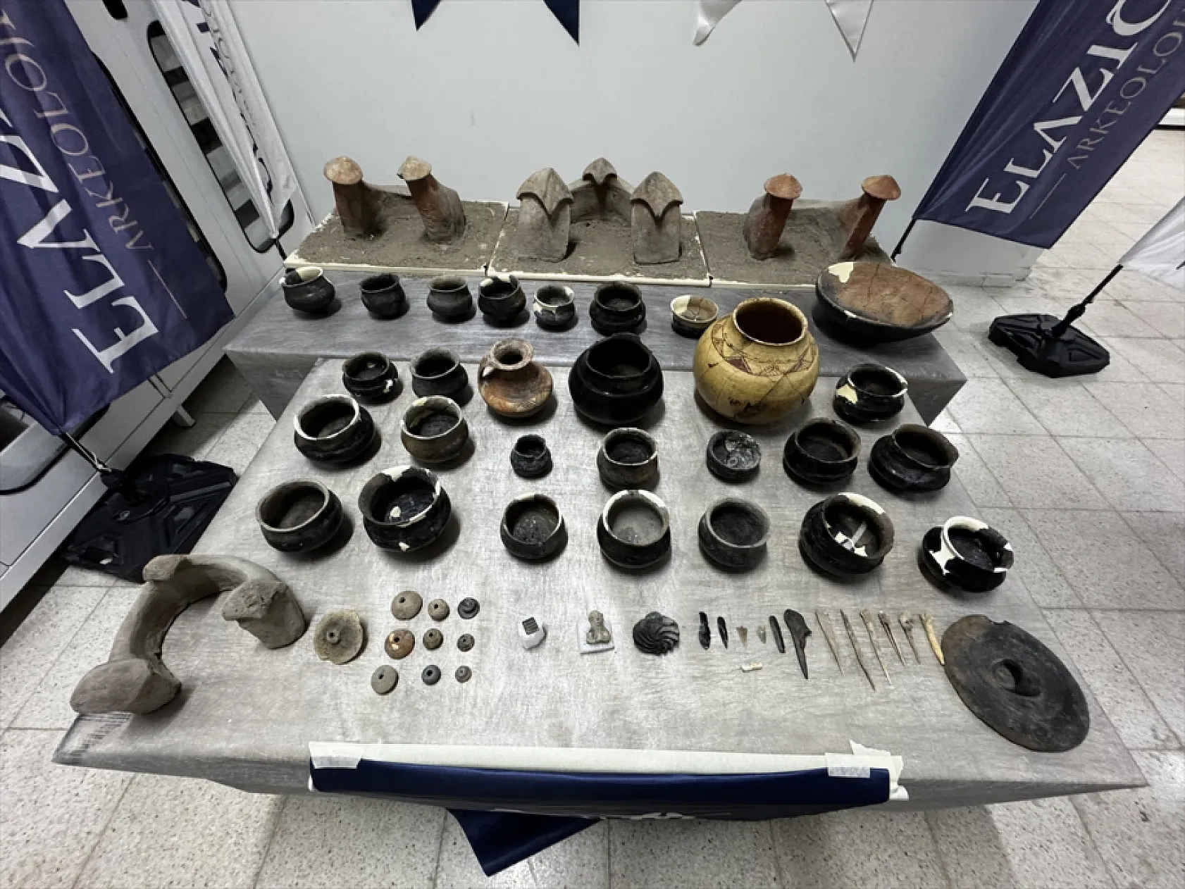 Elazığ'da 7 bin 500 yıllık eser gün yüzüne çıkarıldı