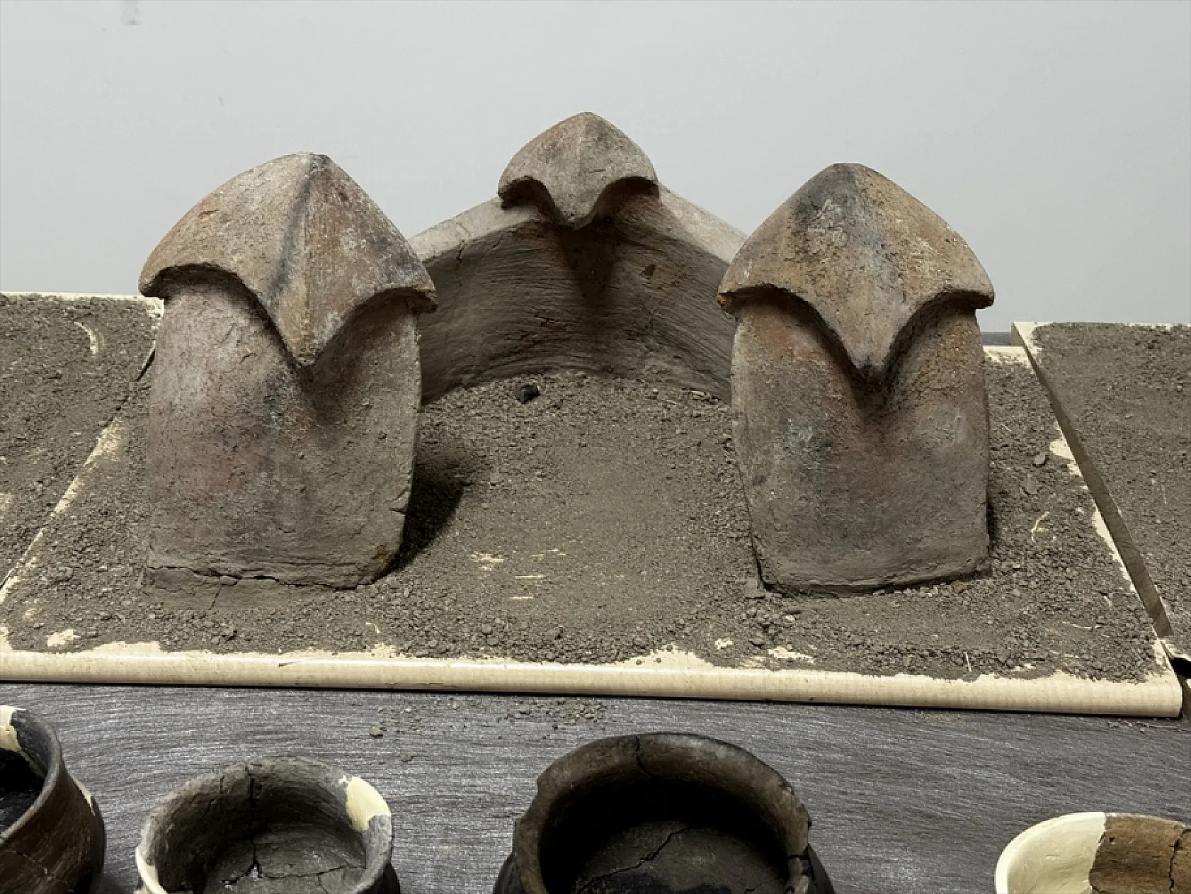 Elazığ'da 7 bin 500 yıllık eser gün yüzüne çıkarıldı