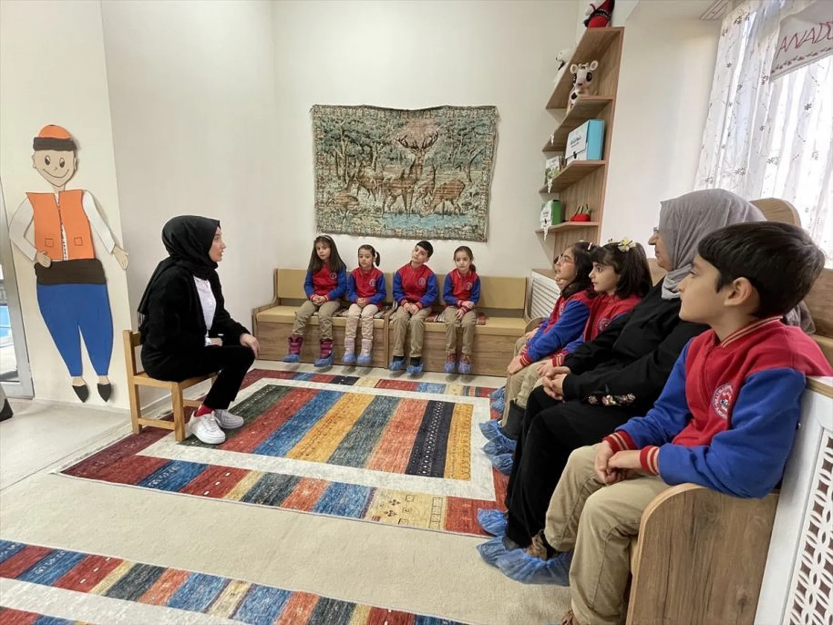 Çocuklar 'Masalmatikevi'nde masal ve oyunla matematik öğreniyor