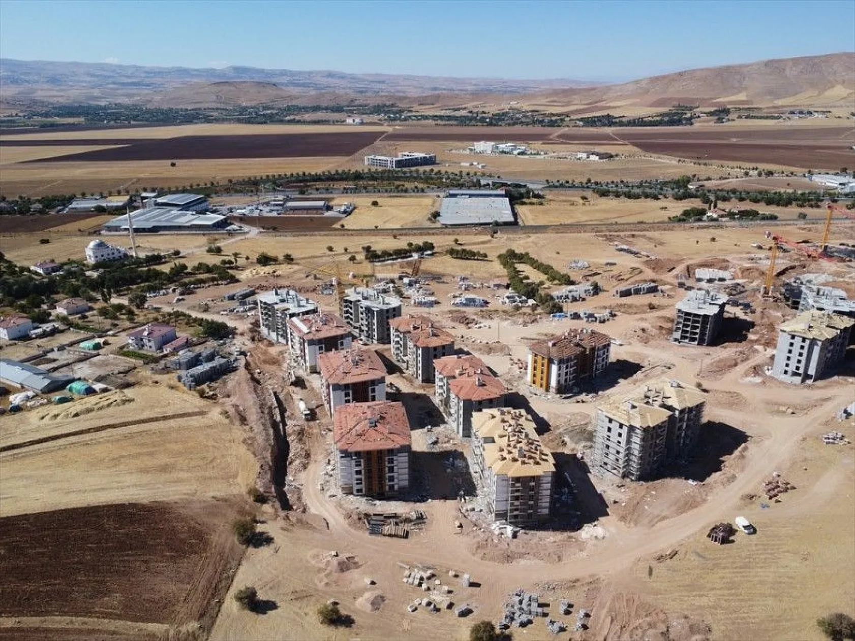 Elazığ'da kalıcı konutlar yükseliyor