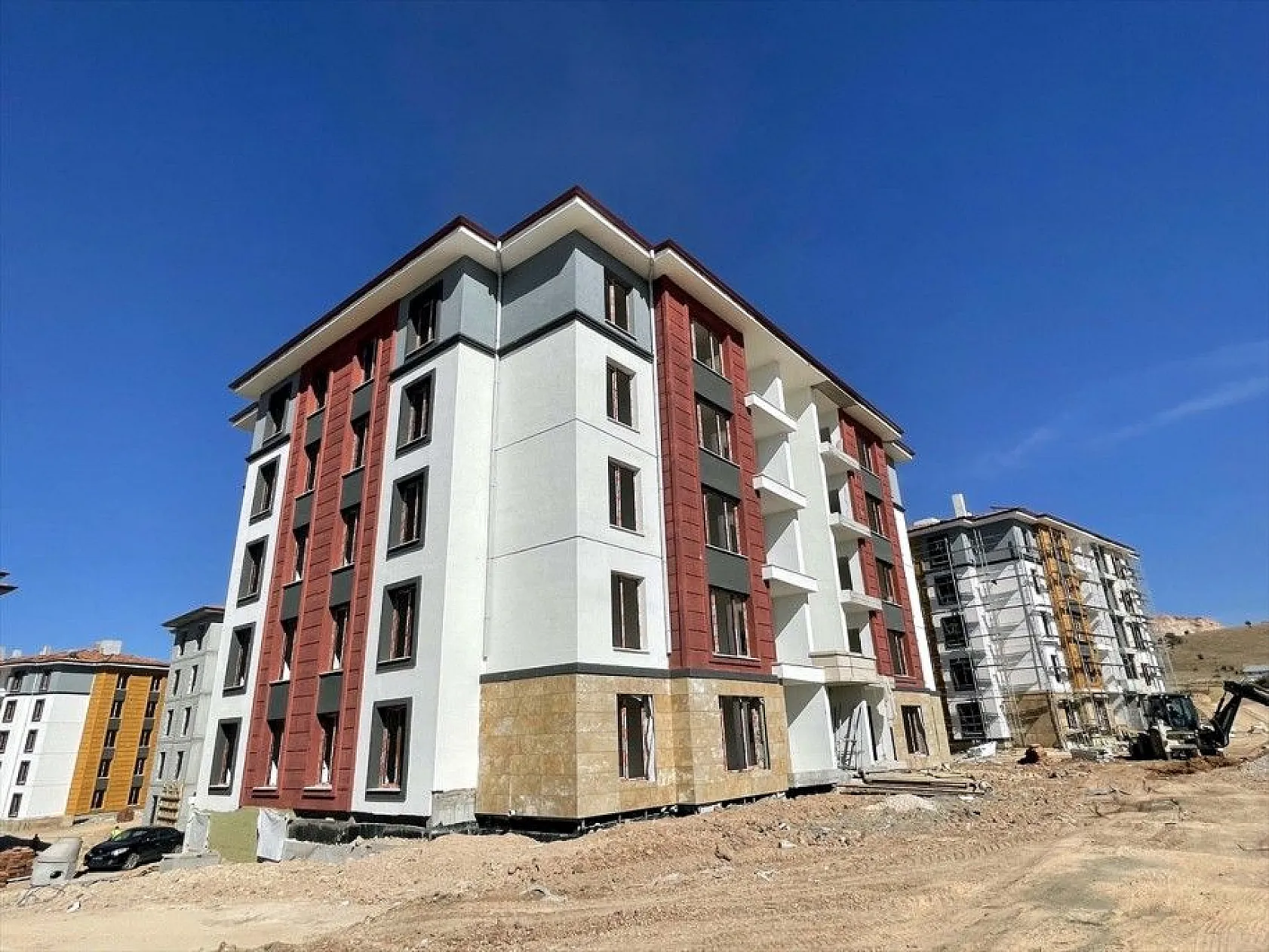 Elazığ'da kalıcı konutlar yükseliyor