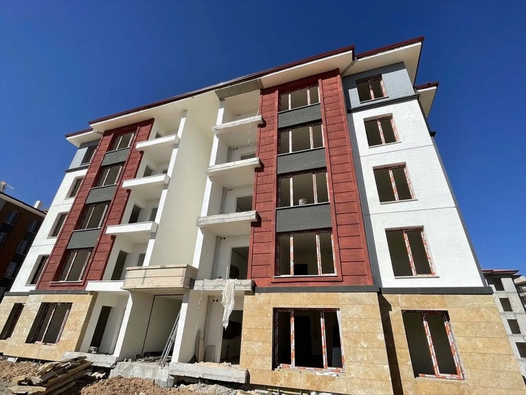 Elazığ'da kalıcı konutlar yükseliyor