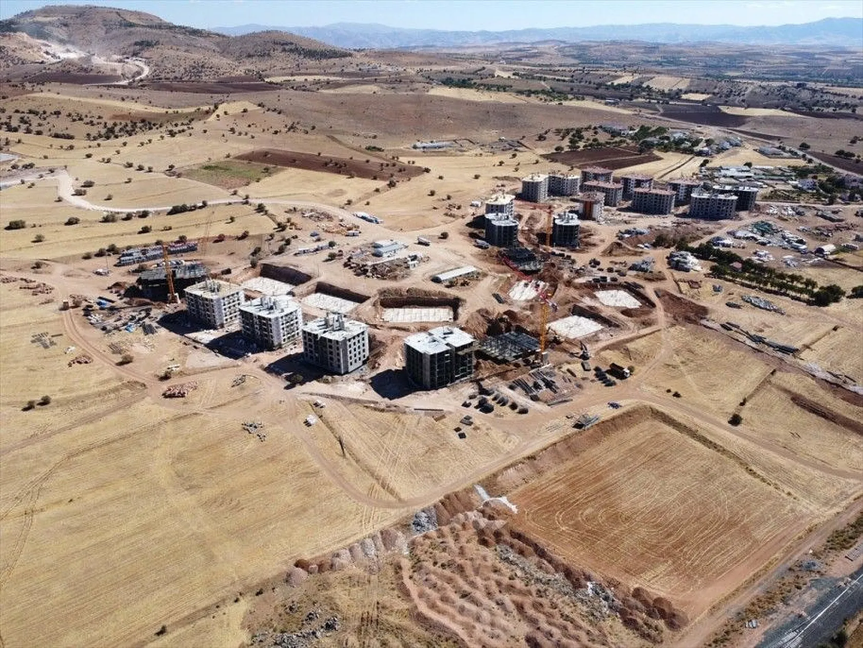 Elazığ'da kalıcı konutlar yükseliyor
