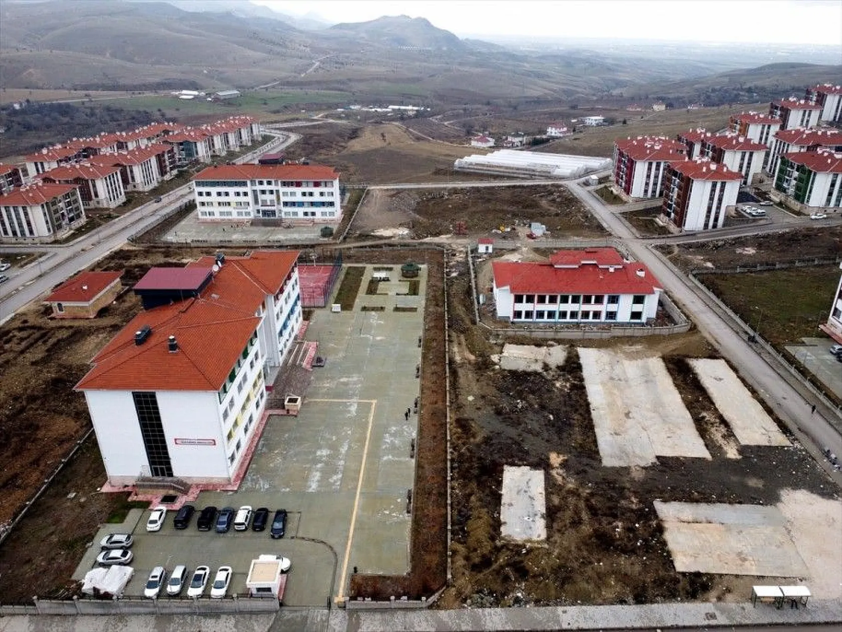 Elazığ'da deprem sonrası 40 yeni okul açıldı