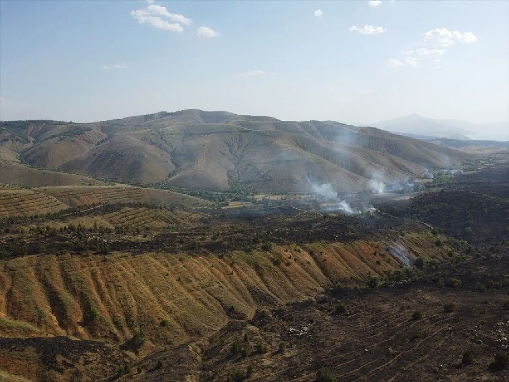 Elazığ'da yangın kontrol altına alındı