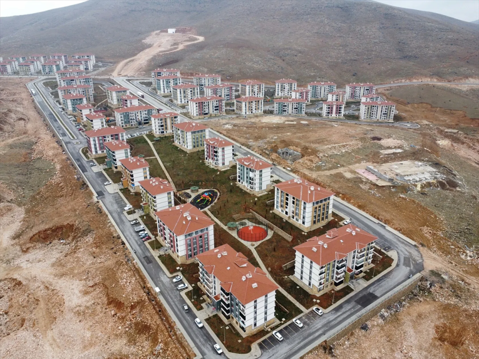 Elazığ'ın riskli yapı stoku TOKİ konutlarıyla ortadan kaldırıldı