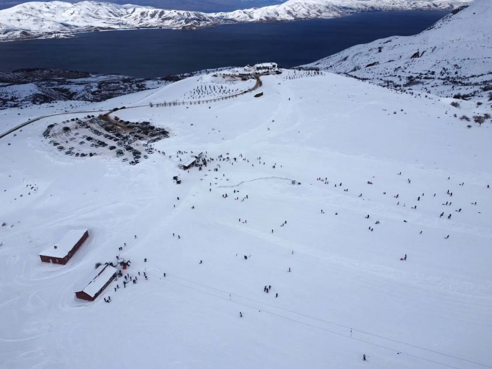 Kış turizminin gözdesi: Hazarbaba Kayak Merkezi
