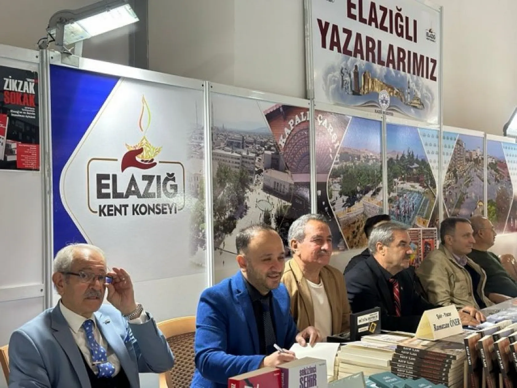 4. Kitap Fuarı kapılarını açtı