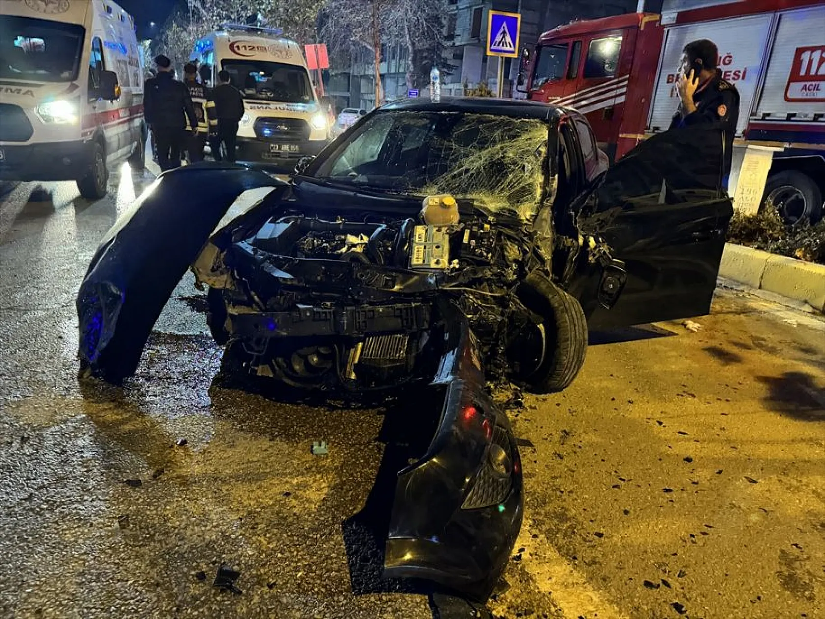 Ortalığı savaş alanına çeviren kaza