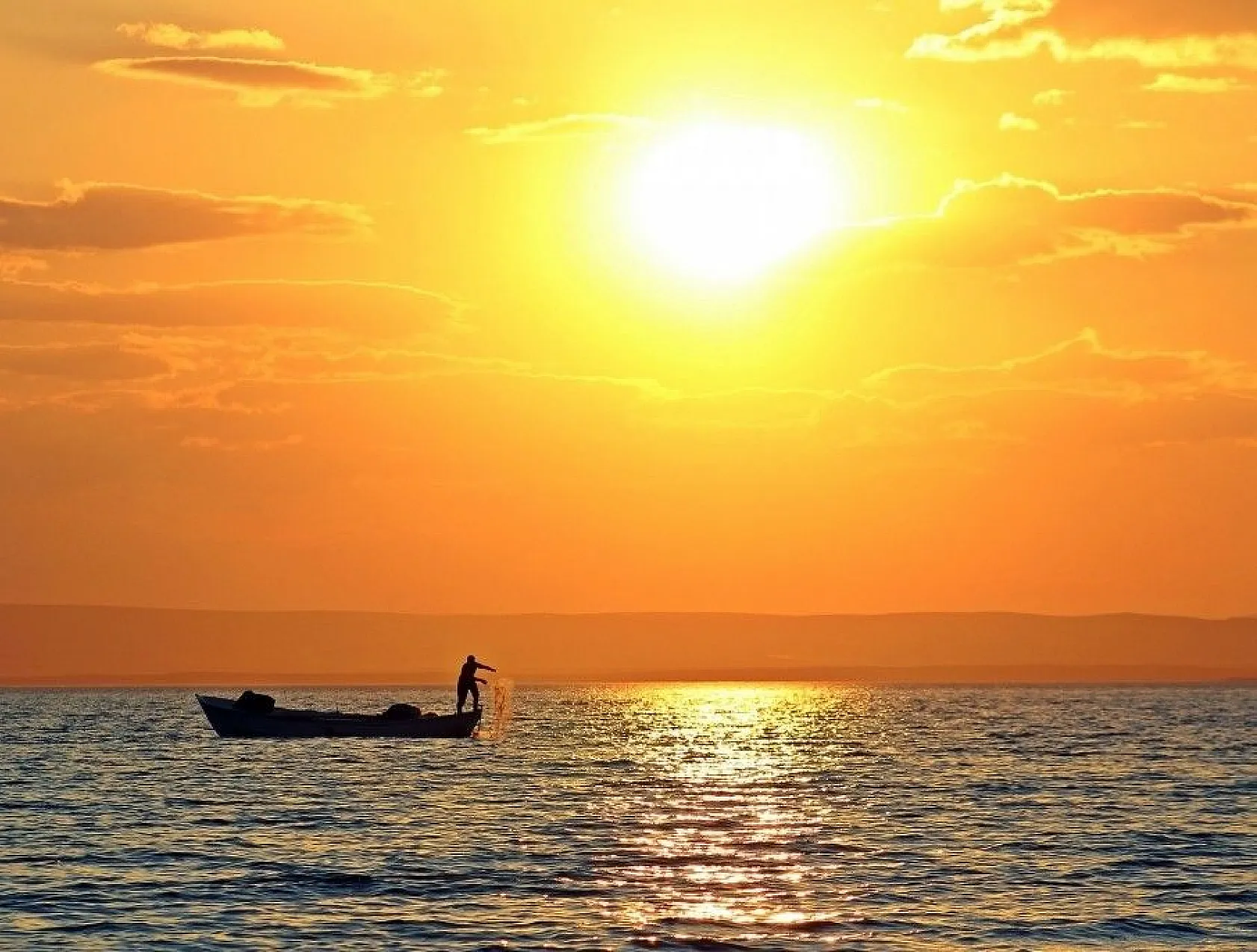 Anadolu'nun plajı, gün batımı drone görüntüsüyle görenleri etkiledi