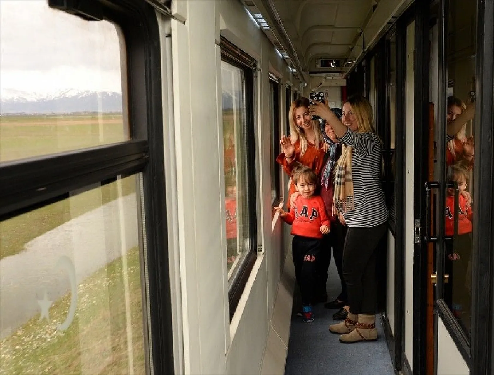 'Vangölü Ekspresi' ile doğunun güzelliği